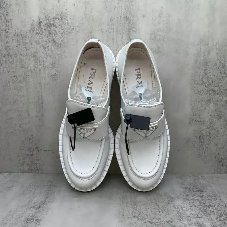 Prada Prada White Loafers Size 36.5-2506 Size US 6 / IT 36 - 6 Thumbnail
