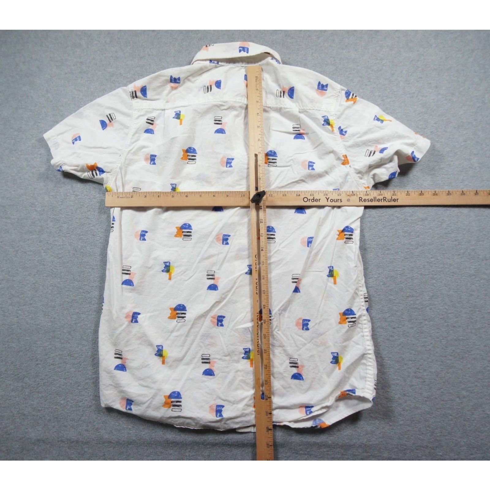RVCA RVCA Shirt Mens Small White Button Down Short Sleeve Slim Fit Collared Surf Size US S / EU 44-46 / 1 - 7 Thumbnail