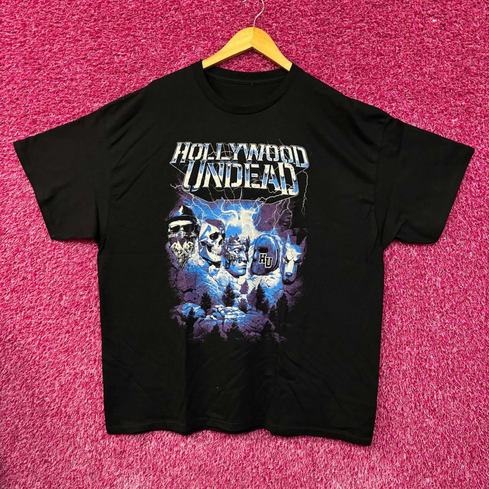Other Hollywood Undead Mount Crush More Black T-Shirt 2XL Size US XXL / EU 58 / 5 - 1 Thumbnail