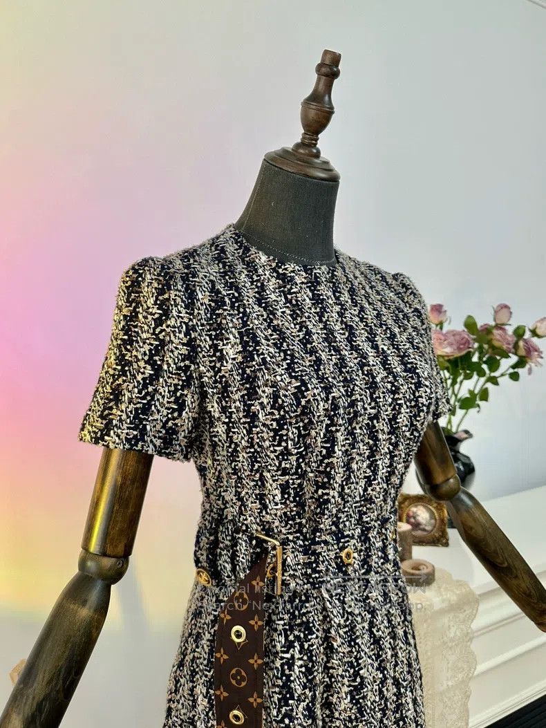 Louis Vuitton Louis Vuitton Tweed Heavy Duty Dress Size XS / US 0-2 / IT 36-38 - 5 Thumbnail