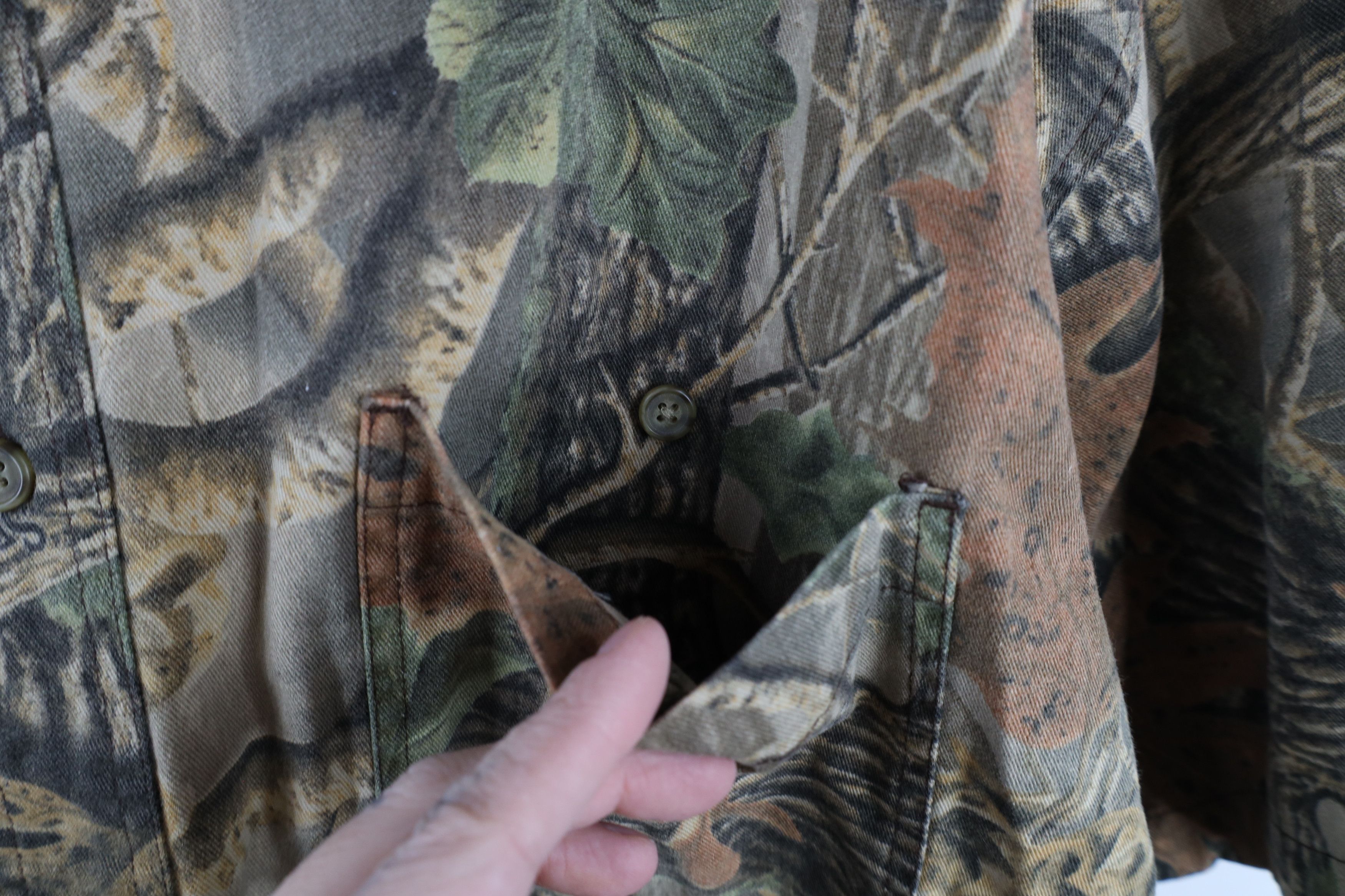 Cabelas × Vintage Vintage Cabelas Camouflage Short Sleeve Shooting Shirt Size US XXL / EU 58 / 5 - 4 Thumbnail