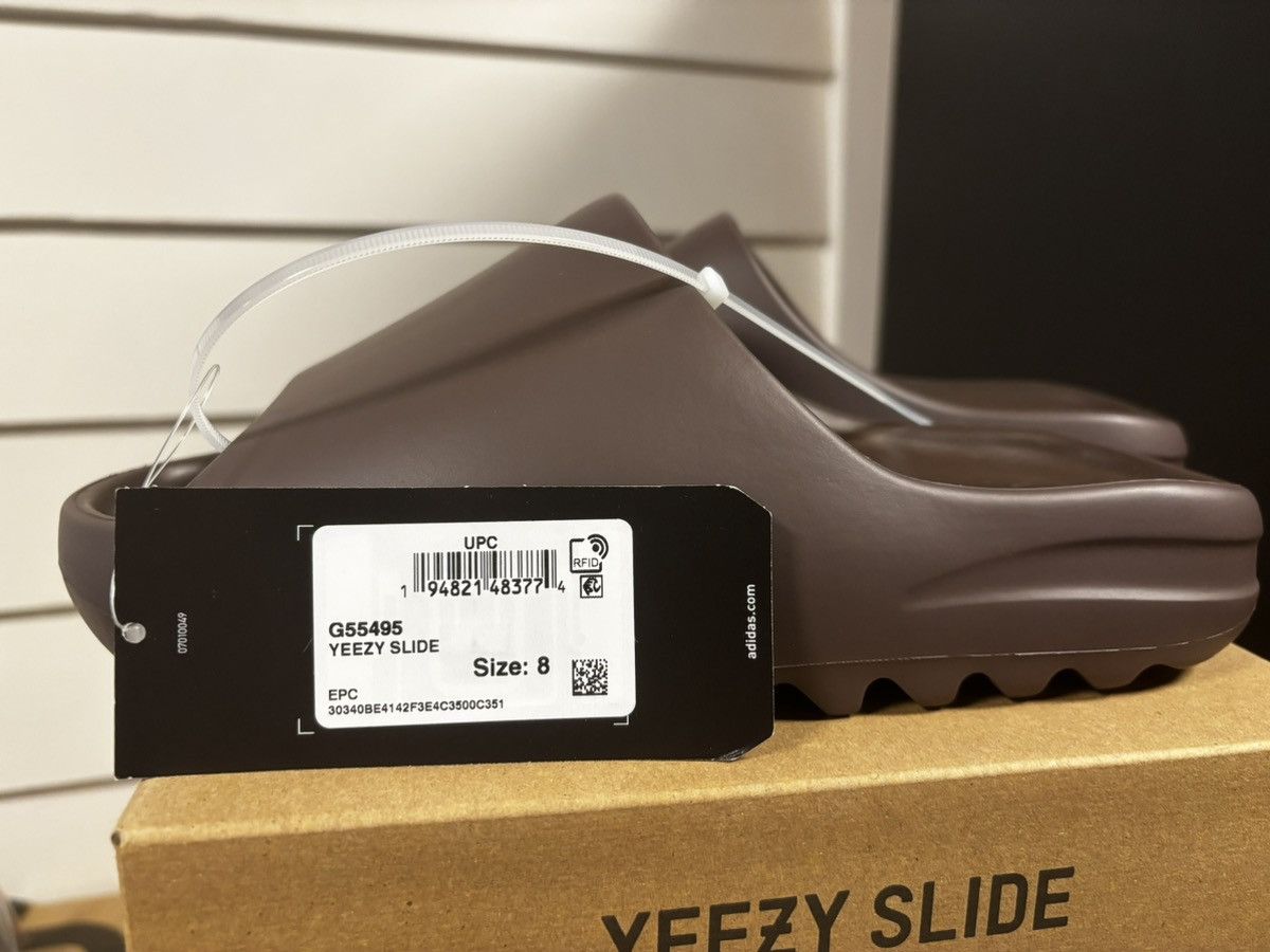 Adidas × Kanye West × Yeezy Yeezy Slide Soot 🚨First Release🚨 Size US 8 / EU 41 - 4 Thumbnail