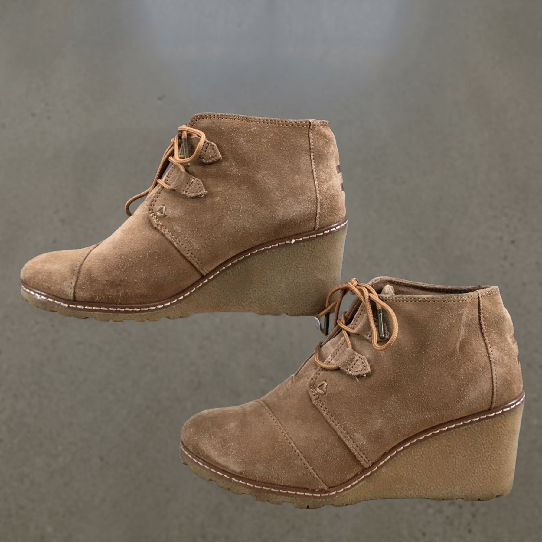 Toms TOMS Boots Womens 7.5 Kala Desert Wedge Ankle Bootie Brown Suede Casual Boots Size US 8 / IT 38 - 1 Thumbnail
