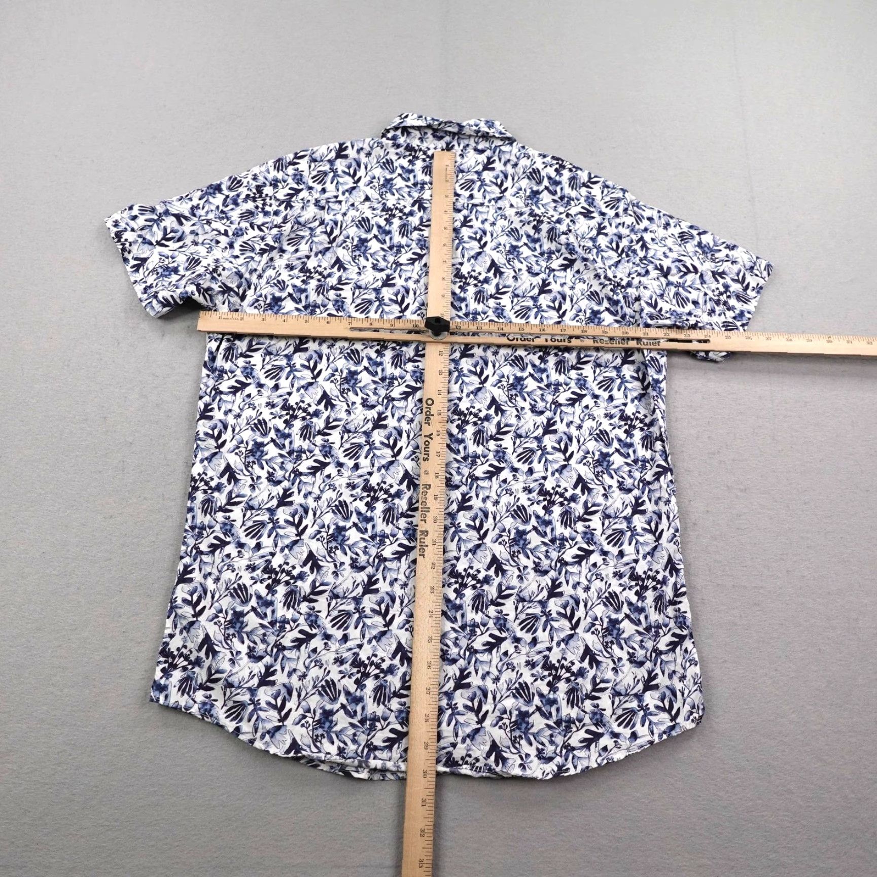Rodd & Gunn Rodd & Gunn Shirt Mens Large Blue Floral Hawaiian Button-Up Short Sleeve Cotton Size US L / EU 52-54 / 3 - 6 Thumbnail