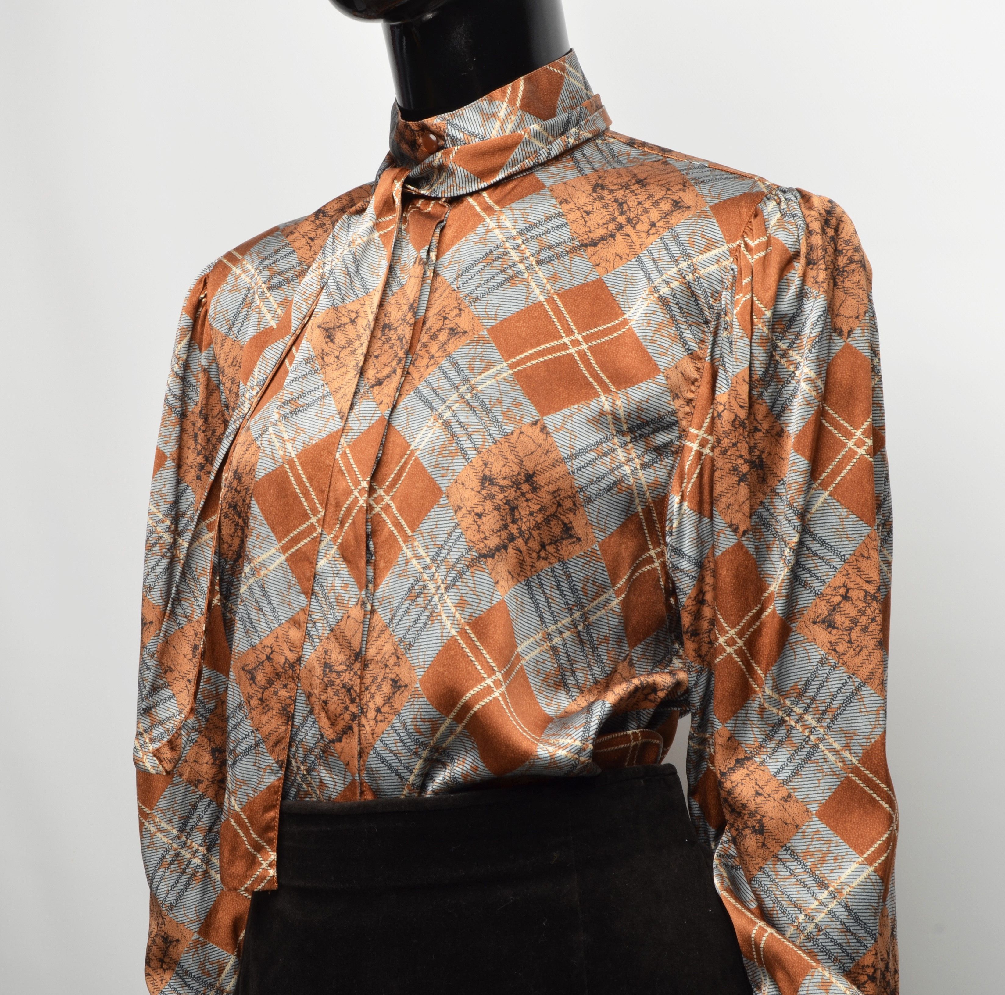 Other Vintage Solange Mondor Swiss Silk 80's Checkered Blouse Size M / US 6-8 / IT 42-44 - 2 Thumbnail
