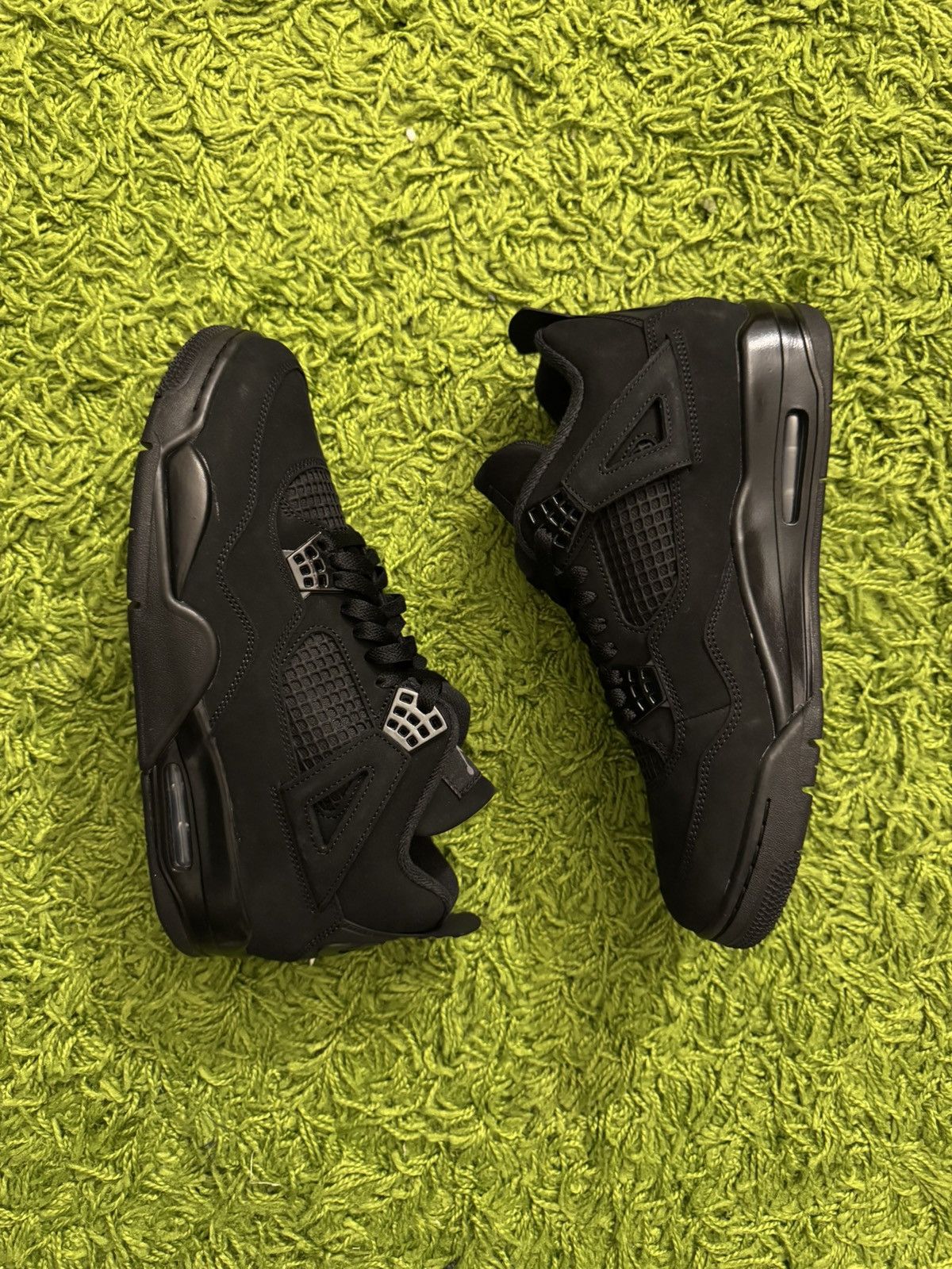 Jordan 4 Retro Black Cat (2025)