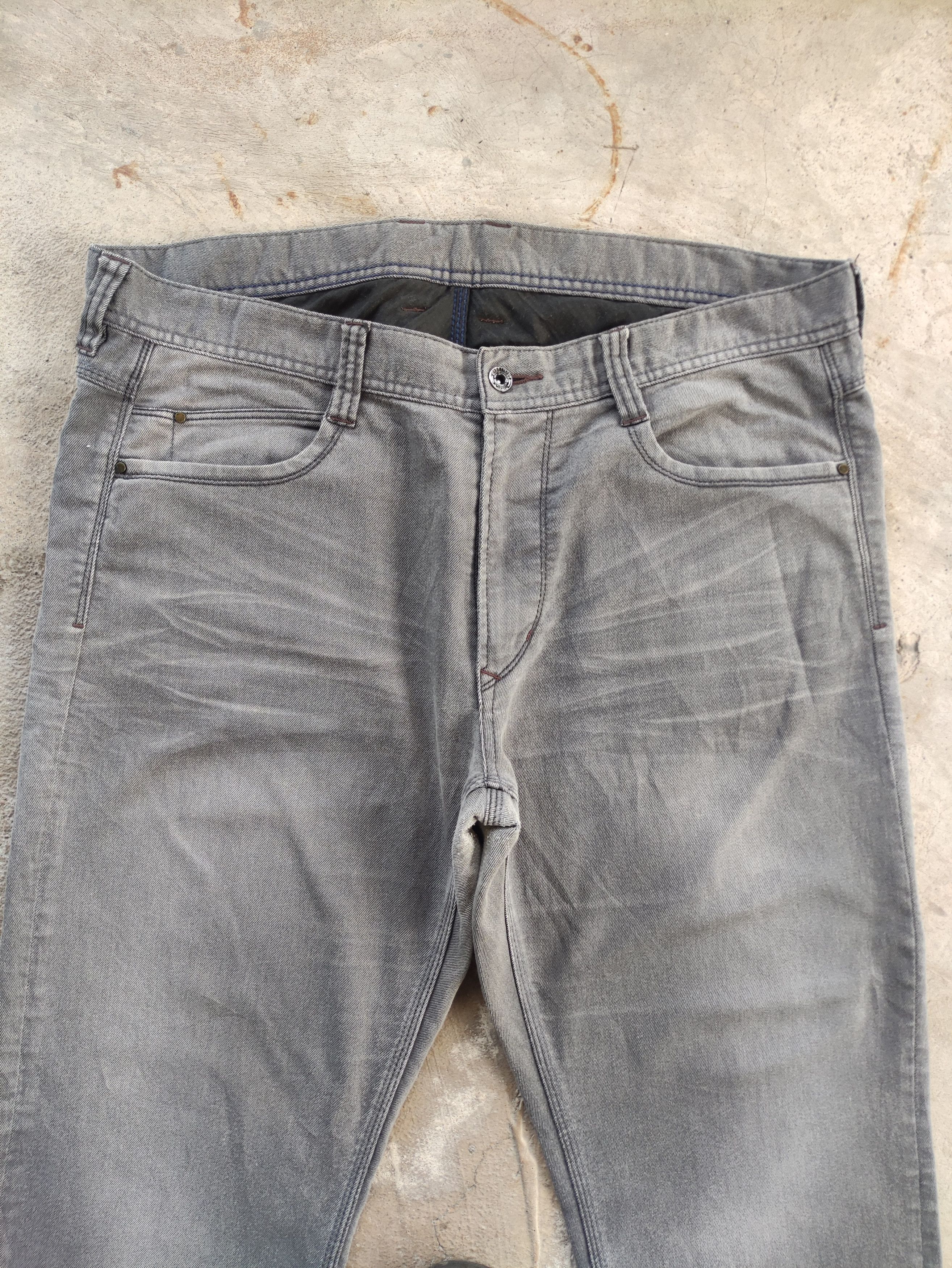Japanese Brand Vintage Japanese Jean Distressed Faded Pants Size US 40 / EU 56 - 3 Thumbnail