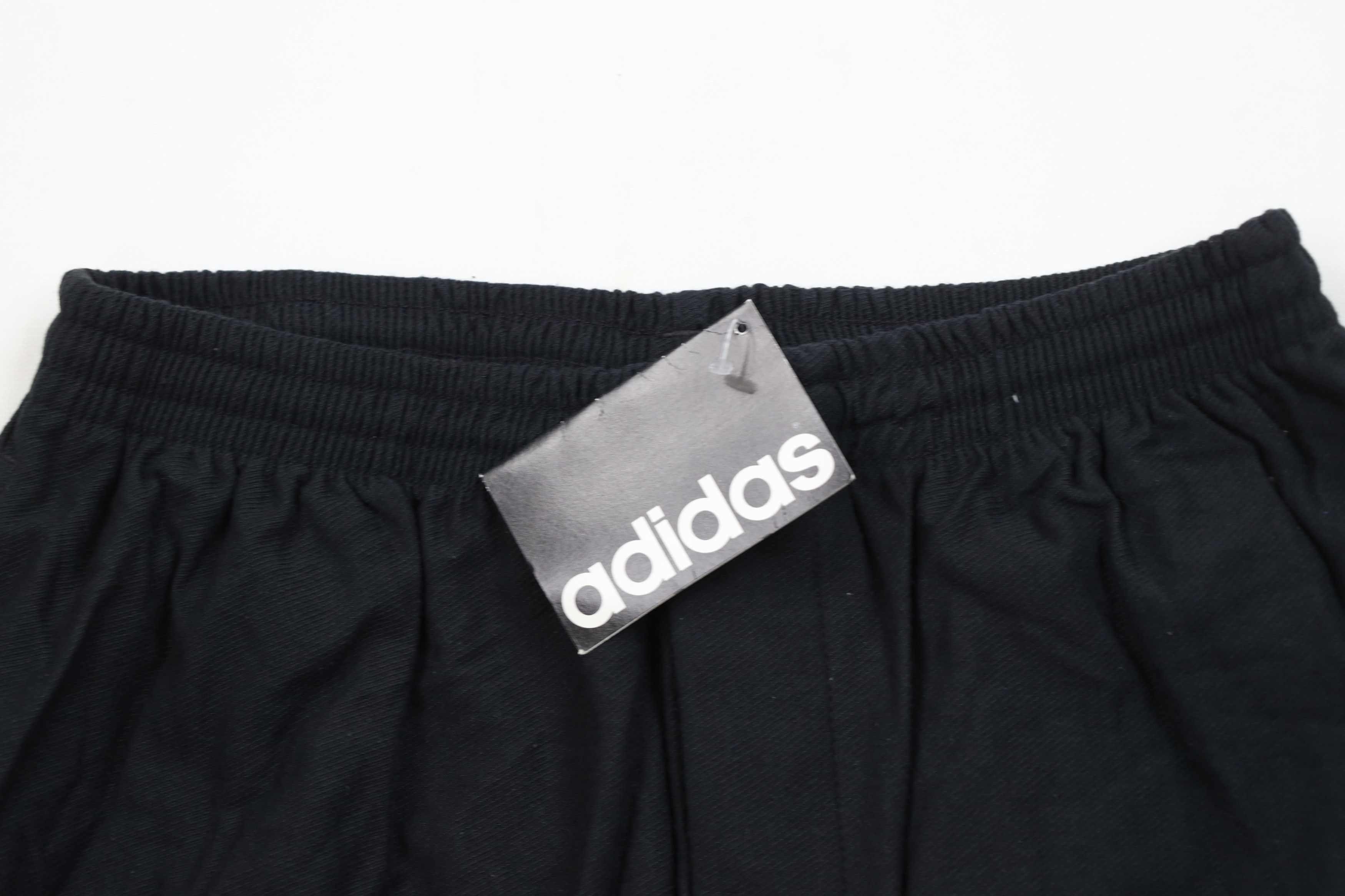 Adidas Deadstock Vintage 90s Adidas Above Knee Shorts Black Cotton Size US 36 / EU 52 - 2 Thumbnail