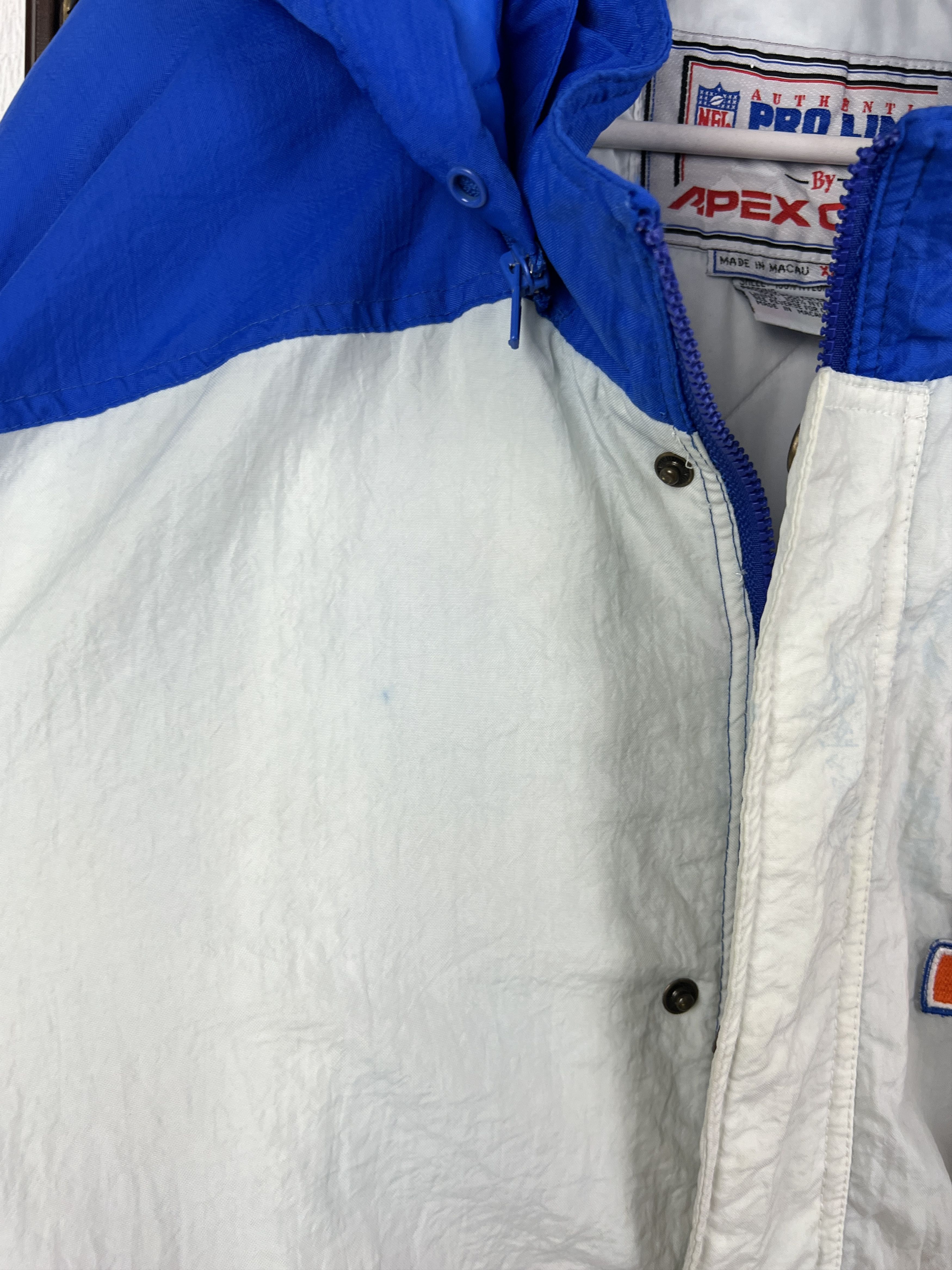Apex One Vintage 90's Denver Broncos Padded Jacket Bomber Hooded NFL Size US XL / EU 56 / 4 - 8 Thumbnail