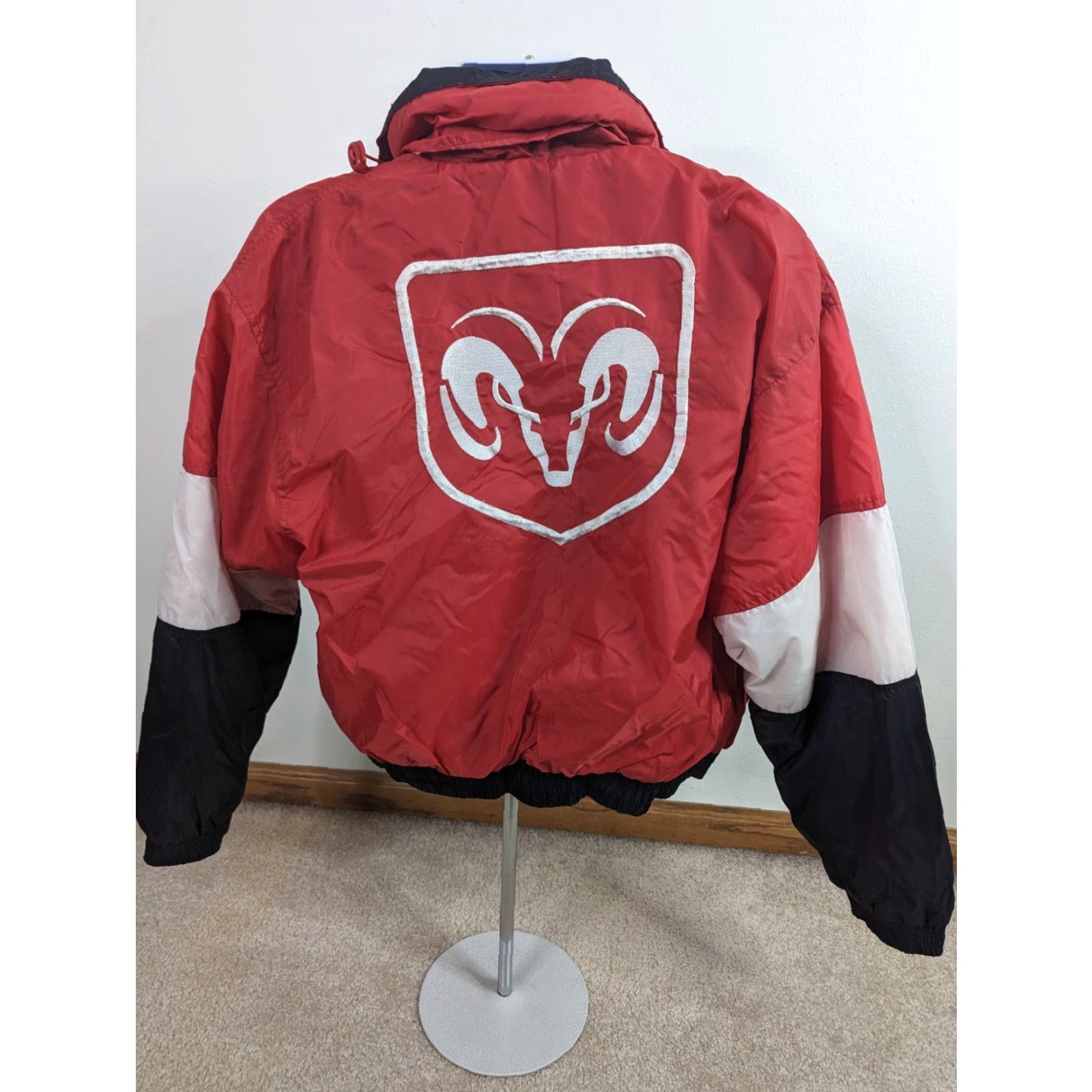 NASCAR Vintage Dodge Motorsports Bomber Jacket Racing 90s Nascar Men’s M Fleece Lined Size US M / EU 48-50 / 2 - 2 Thumbnail