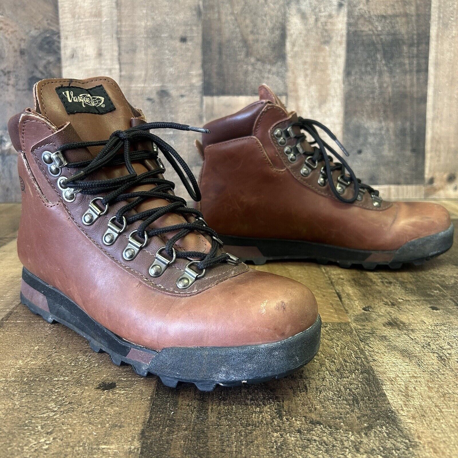 Vasque Vasque 7599 Vintage Hiking Mountaineering Boots Womens 8.5 Size US 8.5 / IT 38.5 - 1 Thumbnail