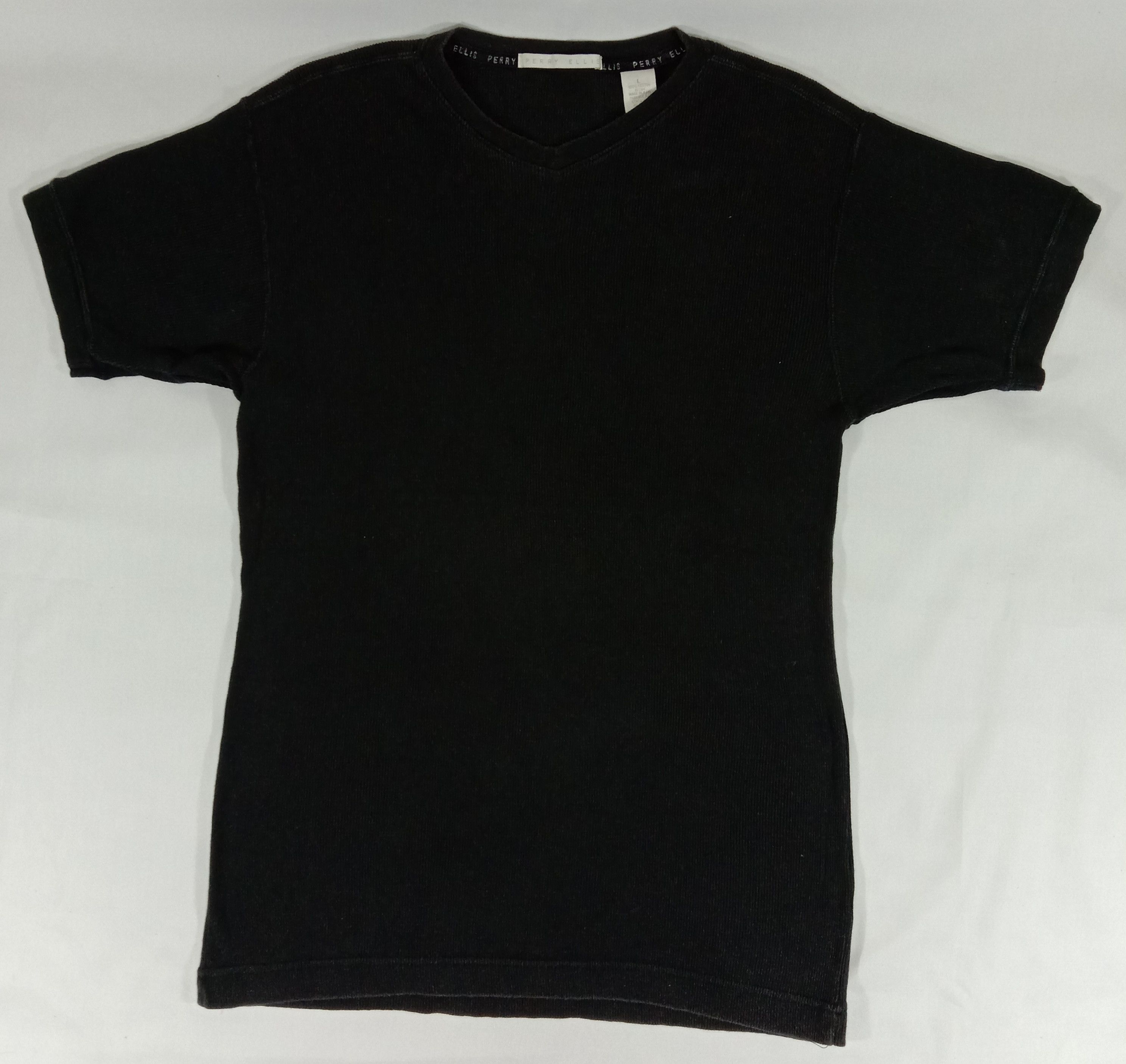 Perry Ellis Vintage Perry Ellis Ribbed Black Tee Size US M / EU 48-50 / 2 - 1 Thumbnail