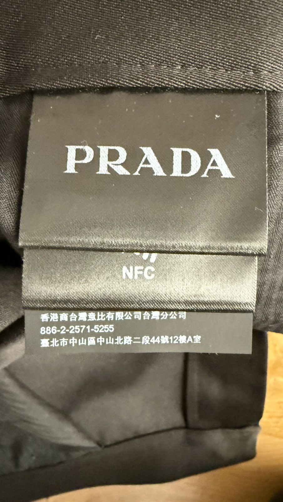 Prada Prada - Black Silk & Cotton Logo Plaque Pants Size US 34 / EU 50 - 15 Thumbnail