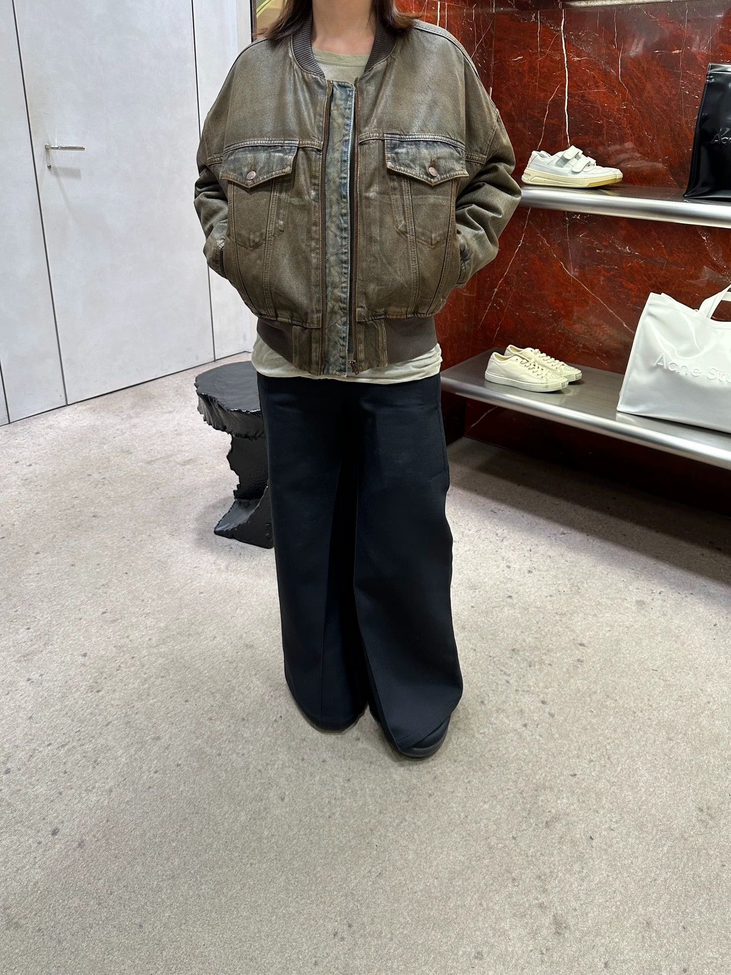Acne Studios Acne Studios x Kylie Jenner Waxed Cotton Bomber Jkt Size XXS / US 00 / IT 34 - 6 Thumbnail