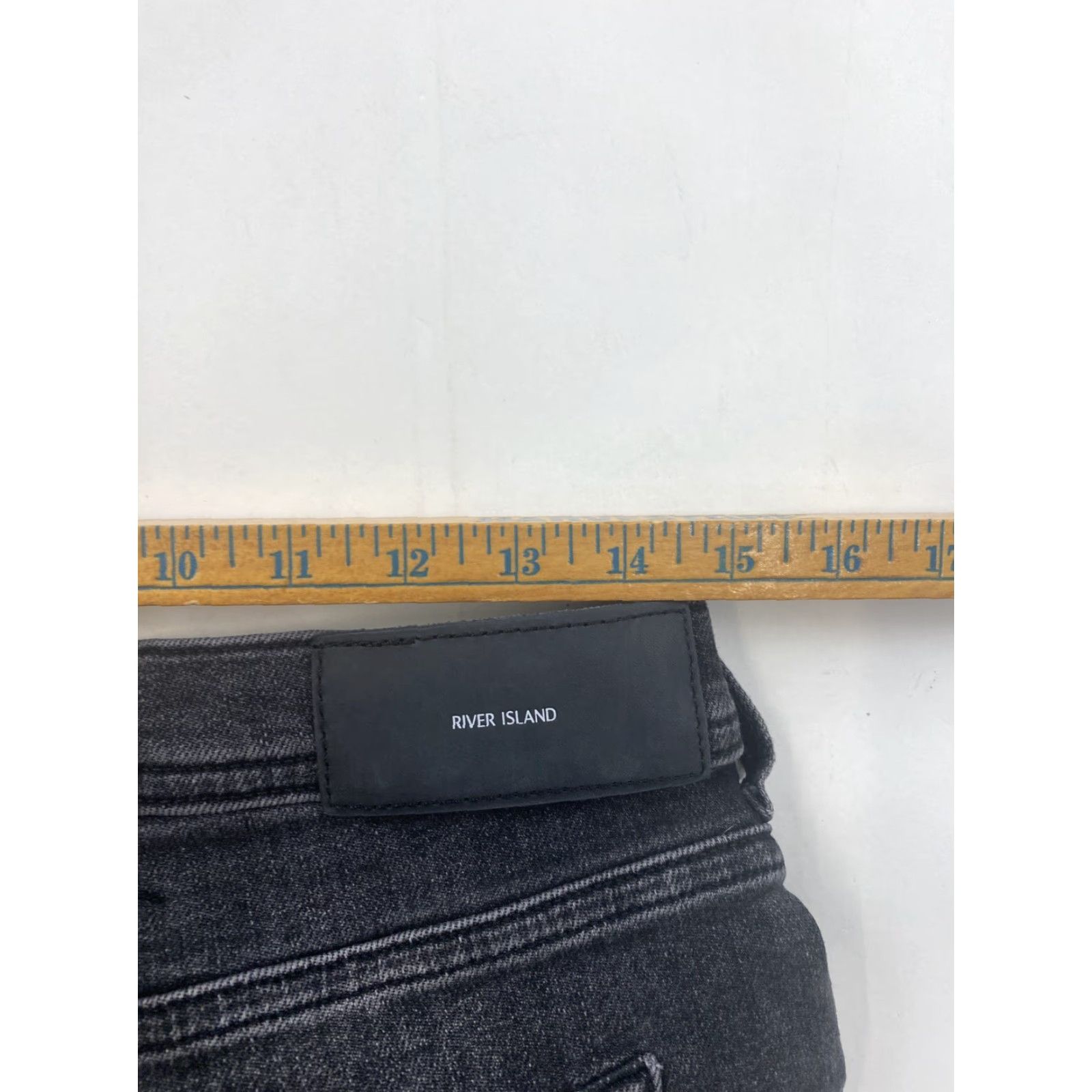 River Island River Island Skinny Jean Men’s 30x32 Black Jeans Men Black Skinny 30 32 River Island Mens Jeans Black Skinny 30x32 Size US 30 / EU 46 - 4 Thumbnail