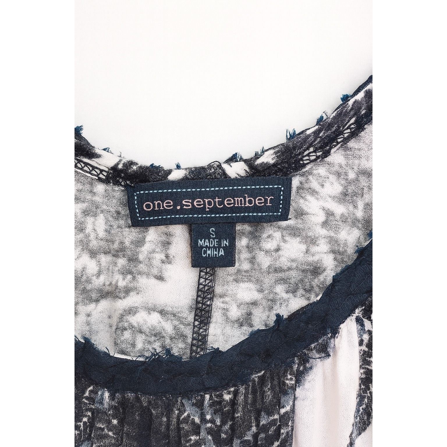 Anthropologie Anthropologie One September Draped Tank Top Sz S Blue White Size S / US 4 / IT 40 - 3 Thumbnail