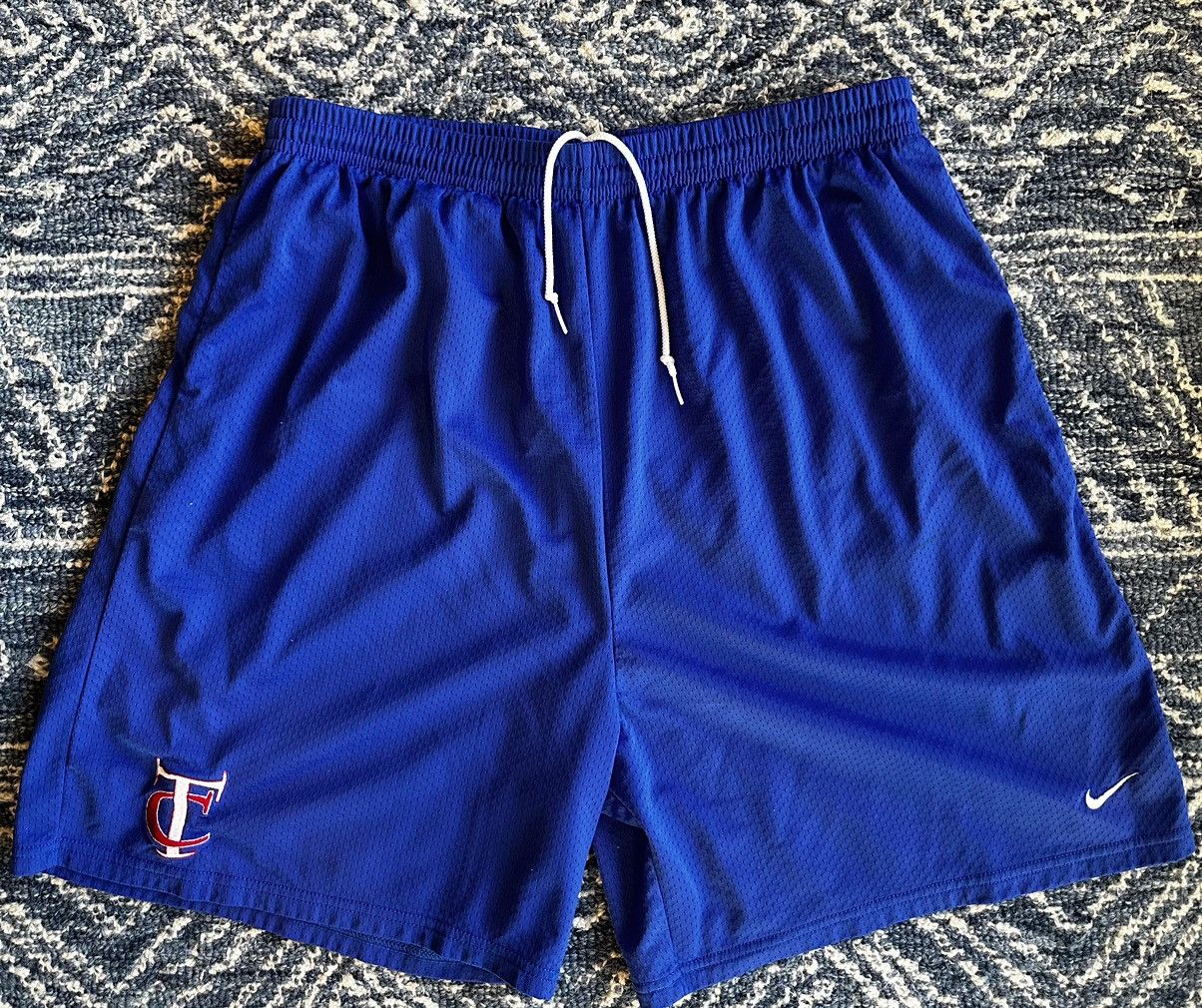 mens twin set shorts and top nike