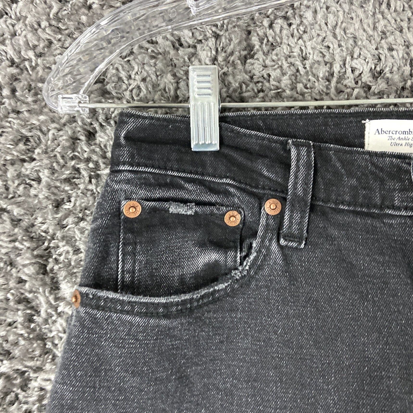 Abercrombie & Fitch Abercrombie & Fitch Curve Love Jeans Size 2 Black Distressed Straight Women Size 26" / US 2 / IT 38 - 5 Thumbnail