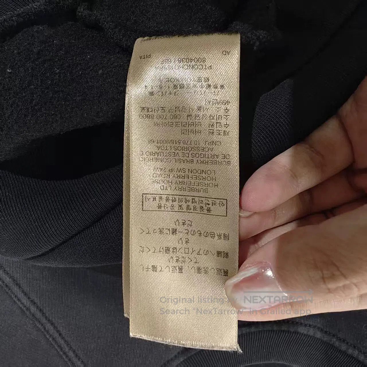 Burberry classic black burberry sweatshirt in large size. Size US L / EU 52-54 / 3 - 7 Thumbnail