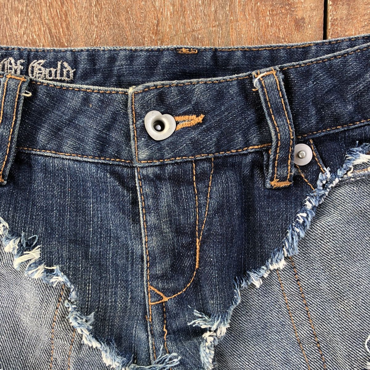 Japanese Brand Thrashed Faded Heart Of Gold Denim ERD GRUNGE Short Pant Size 32" / US 10 / IT 46 - 4 Thumbnail