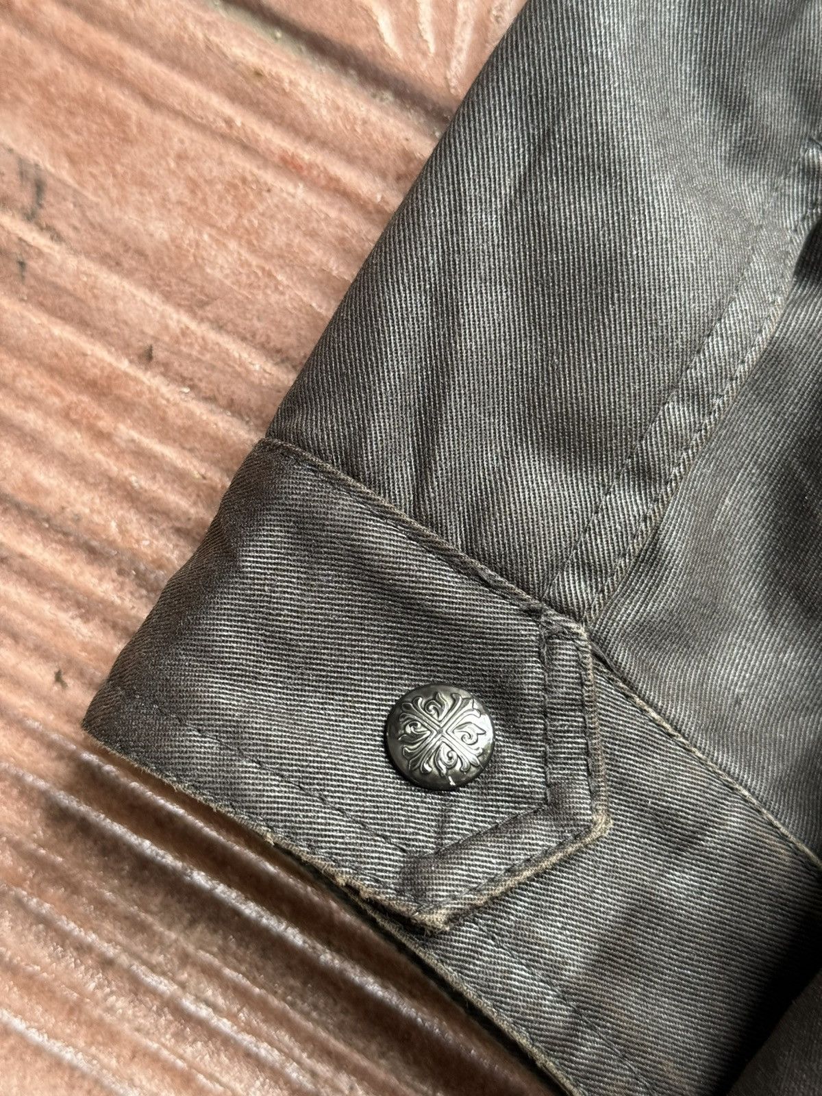 Japanese Brand Custom Culture Chrome Hearts Cross Button Waxed Fur Jacket Size US M / EU 48-50 / 2 - 13 Thumbnail