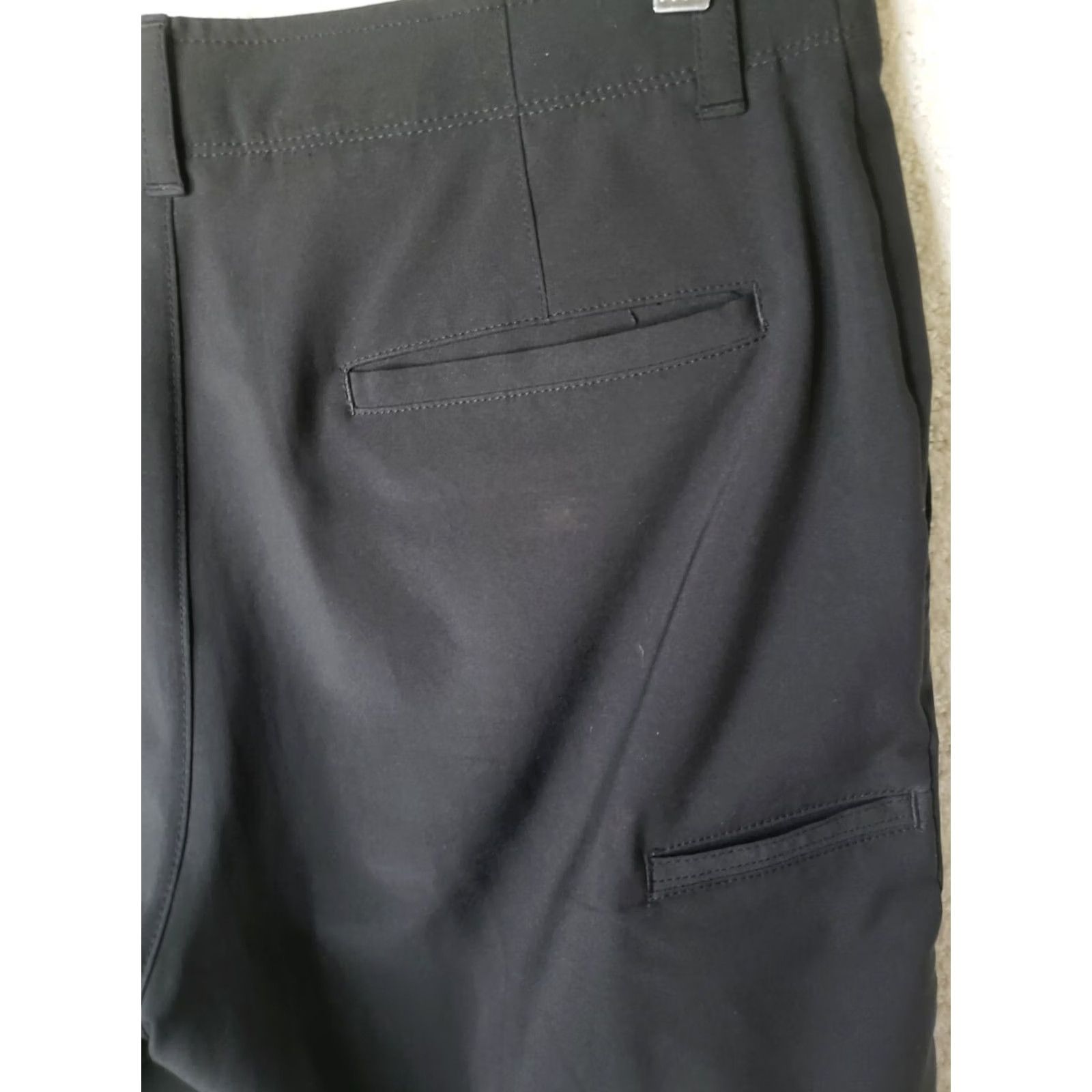 PGA Tour PGA TOUR Men’s Black Golf 5 Pocket Longer Length Shorts 32 Chino Regular Inseam 10 Size US 32 / EU 48 - 7 Thumbnail