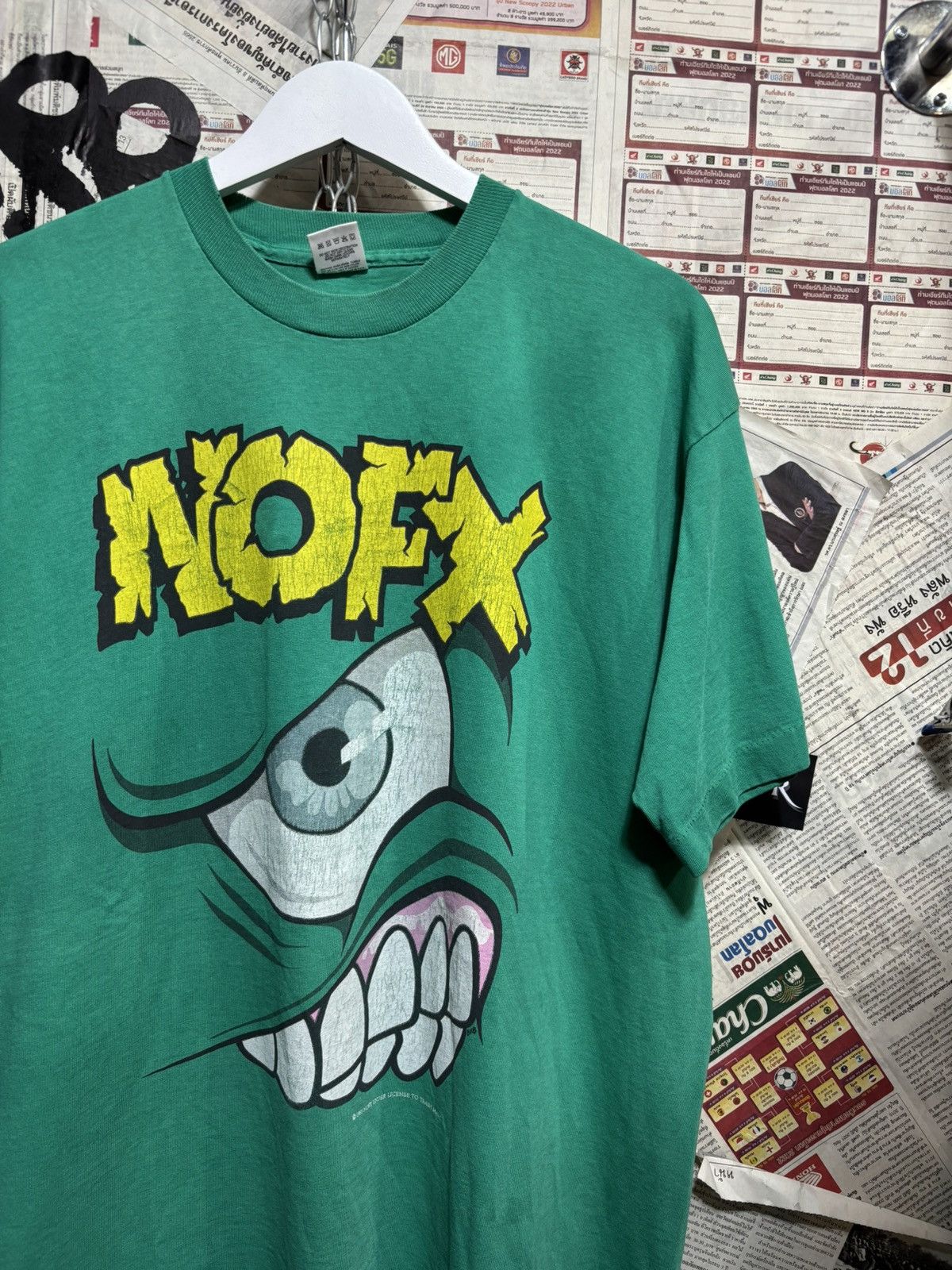 Other Nofx Punk in Drublic 1995 T-shirt Size US XL / EU 56 / 4 - 6 Thumbnail