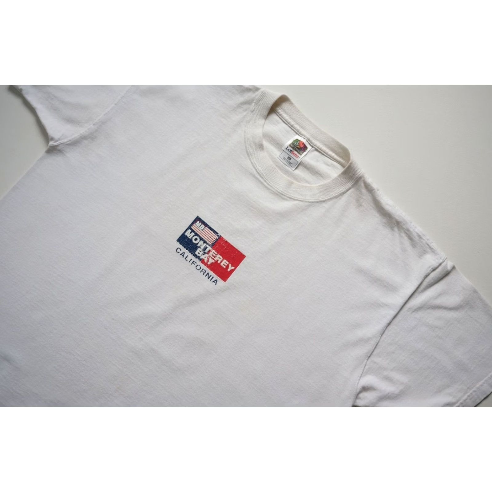 Fruit Of The Loom VINTAGE Fruit of the Loom 90s Monterey Bay California Beach Graphic T Shirt XL White Mens Short Sleeve Crew Neck Size US XL / EU 56 / 4 - 5 Thumbnail