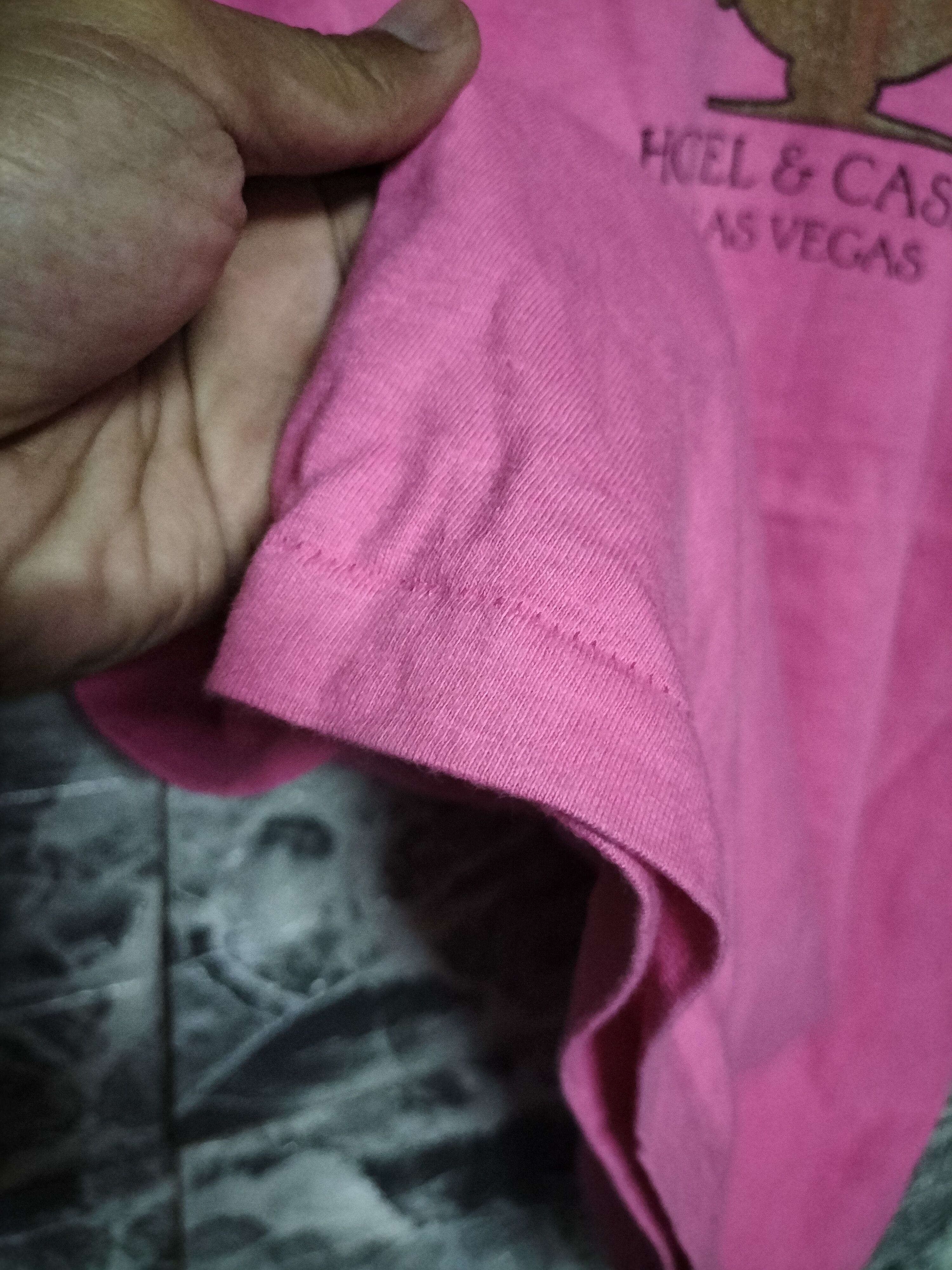 Vintage Vintage 90s Aladdin hotel and casino hanes single stitch Size US XXL / EU 58 / 5 - 5 Thumbnail