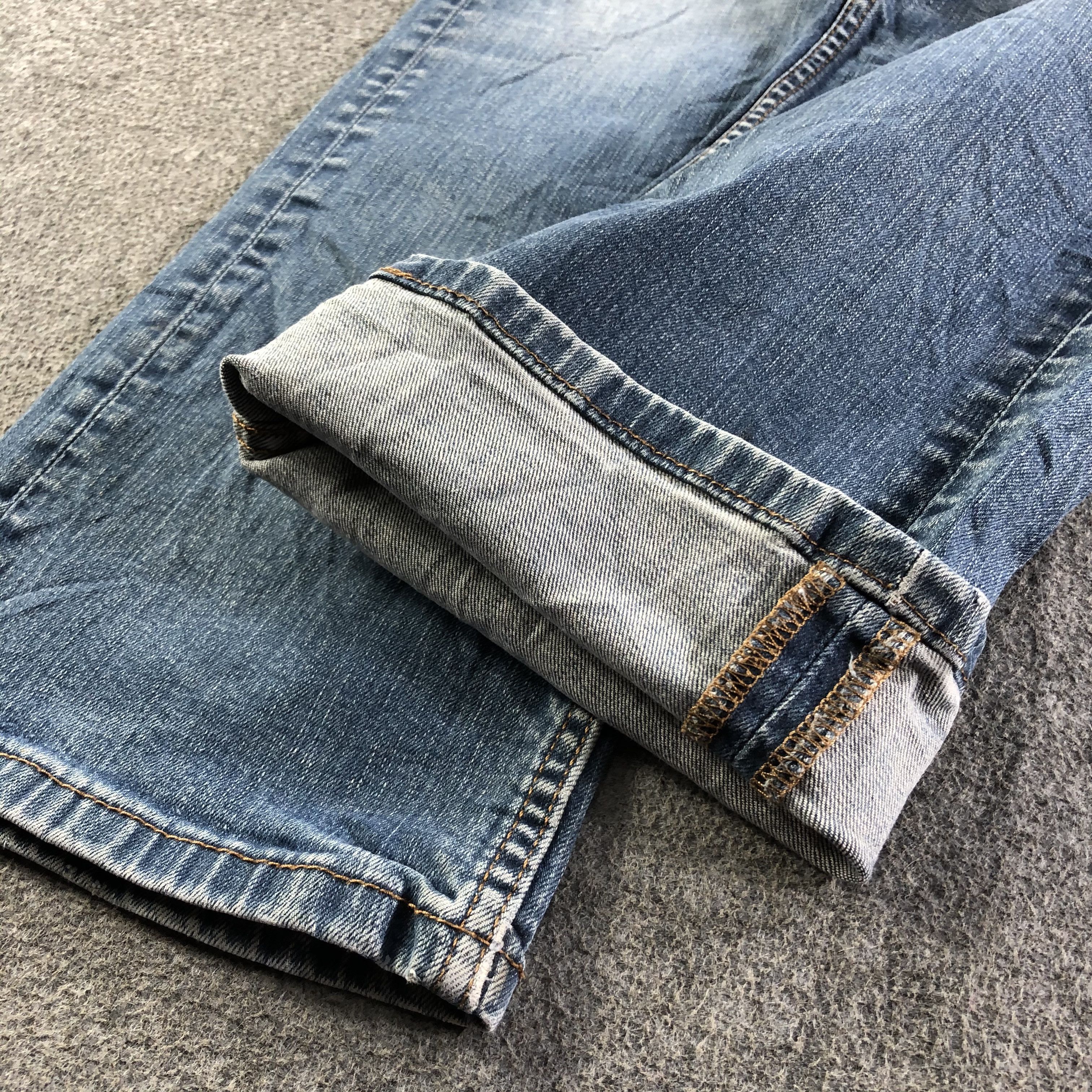 Levi's Vintage Blue Wash Levis 514 Jeans-J4158 Size US 35 - 6 Thumbnail