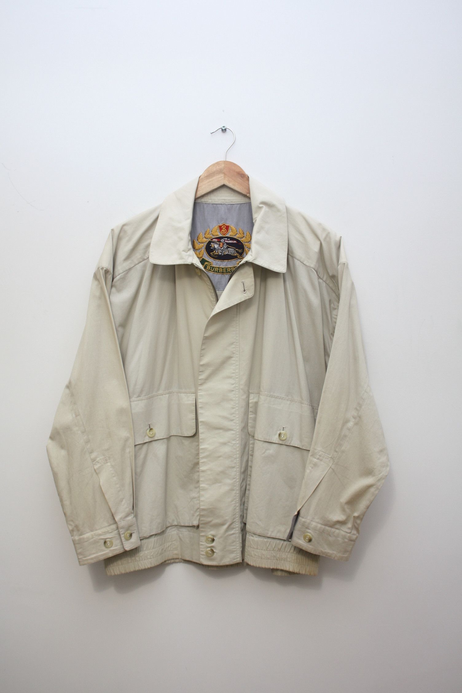 Burberry Burberry's Beige Vintage Bomber Jacket Men's Medium Size US M / EU 48-50 / 2 - 1 Thumbnail