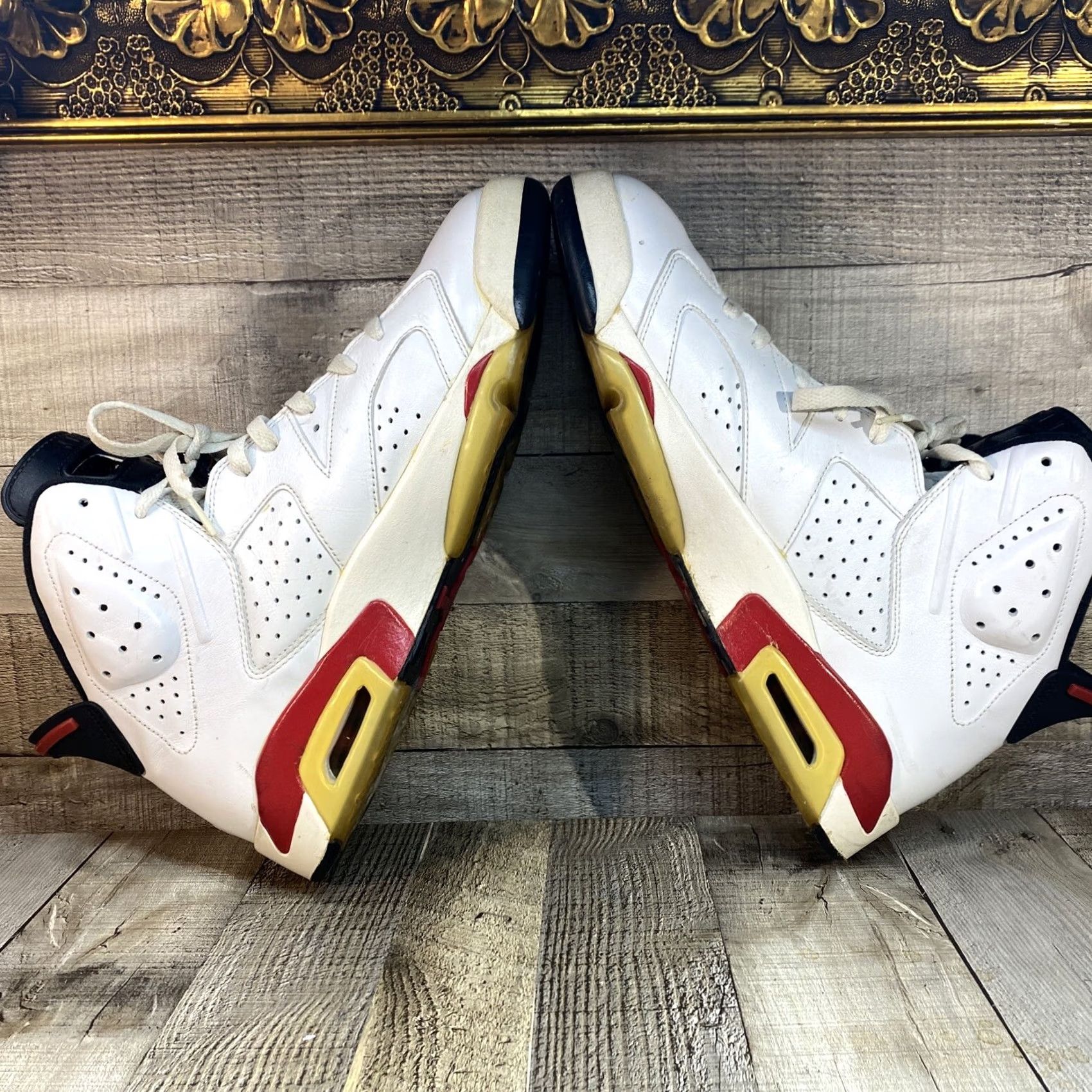 Jordan Brand Air Jordan 6 Retro Bulls Men's Size 13 Sneaker White Jordan Bulls 384664-102 Mens Size US 12 / EU 45 - 7 Thumbnail