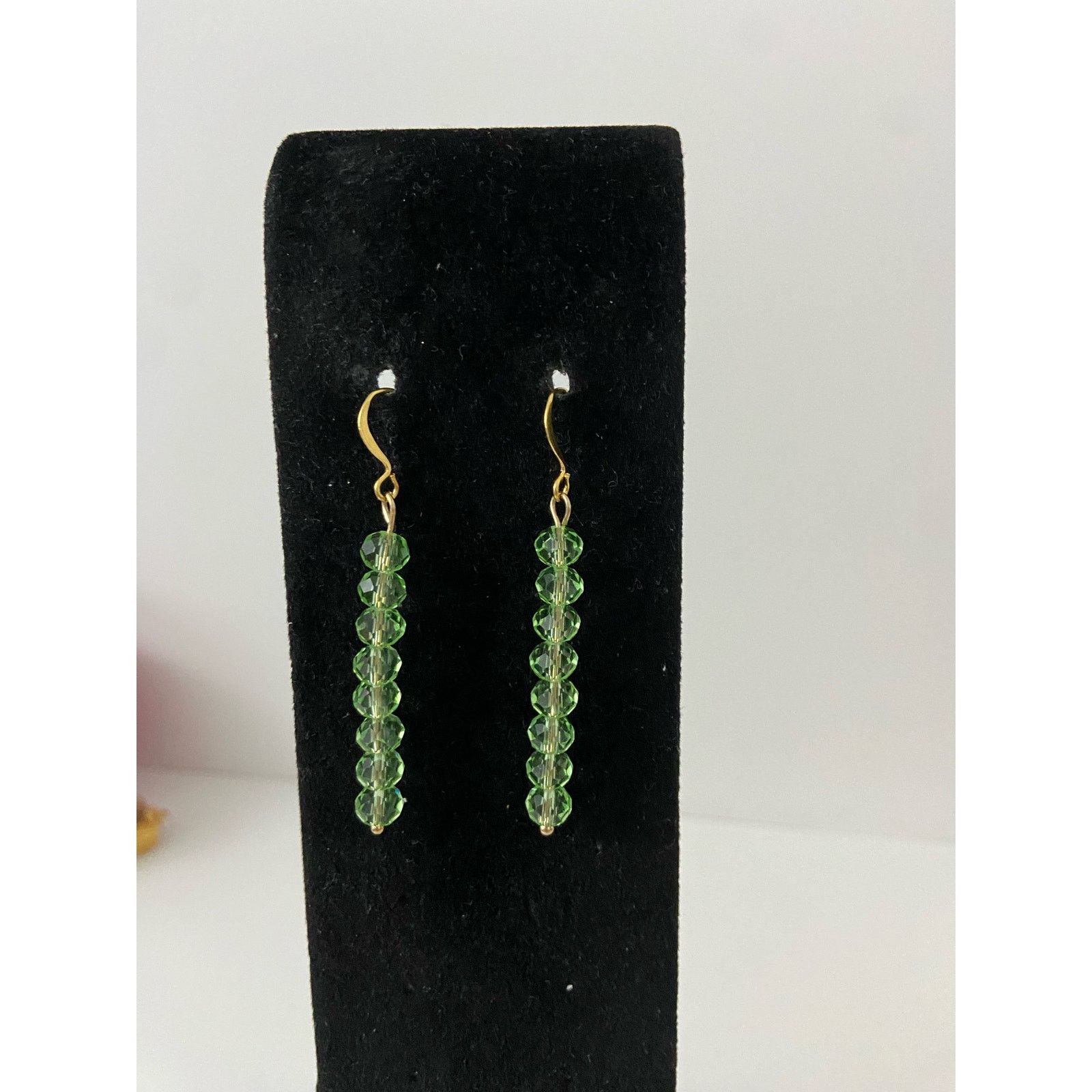 Handmade green bead earrings Size ONE SIZE - 1 Thumbnail