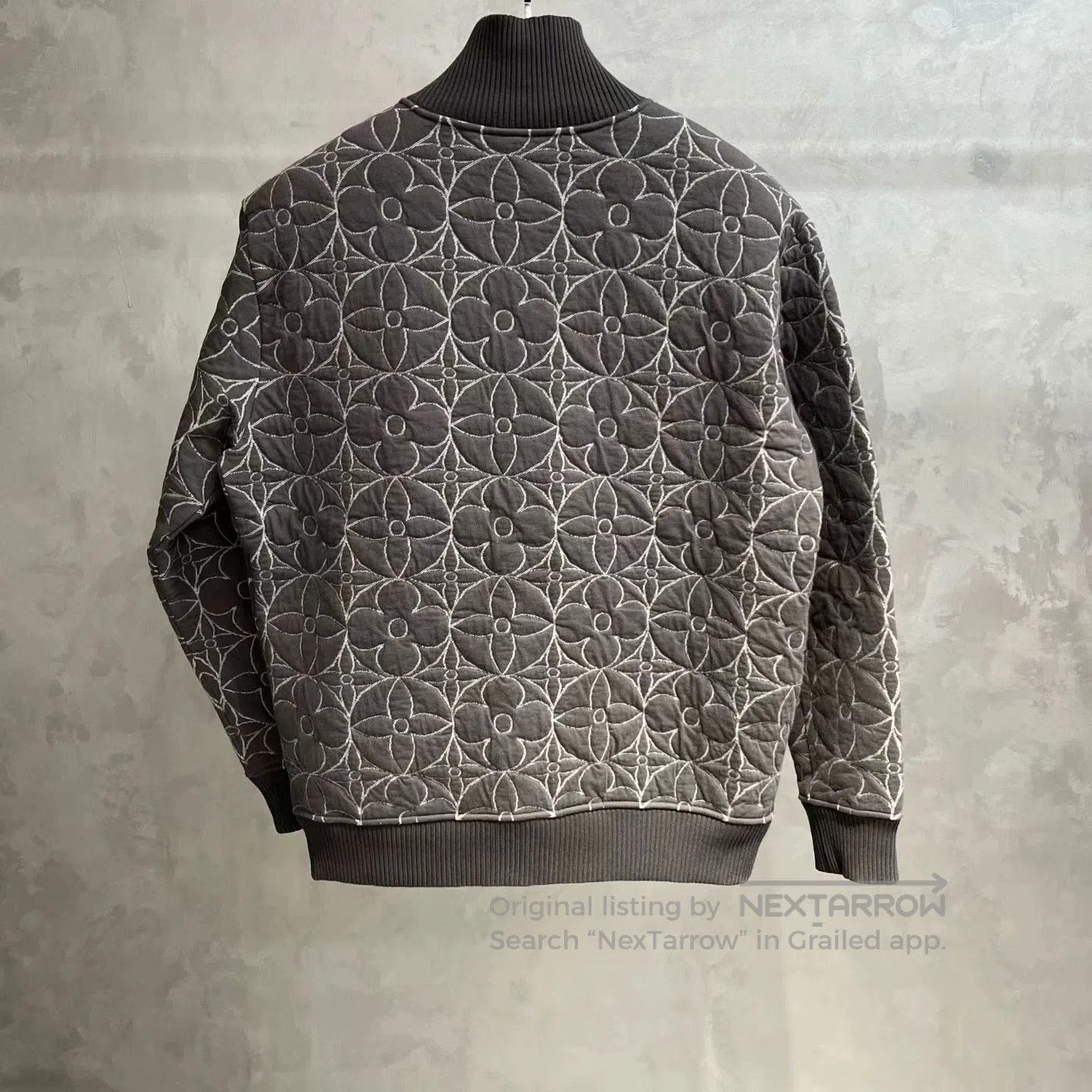 Louis Vuitton gray floral embroidered zip jacket. Size US M / EU 48-50 / 2 - 5 Thumbnail