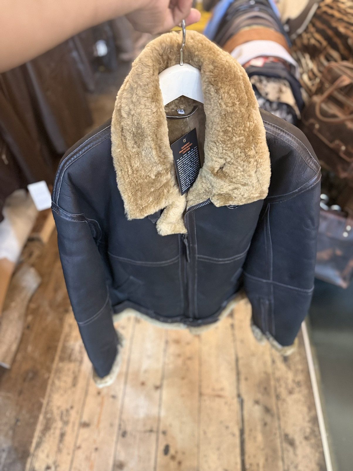 Other Vintage Shearling Aviator Leather Jacket – Genuine Sheepskin Size US XL / EU 56 / 4 - 2 Thumbnail
