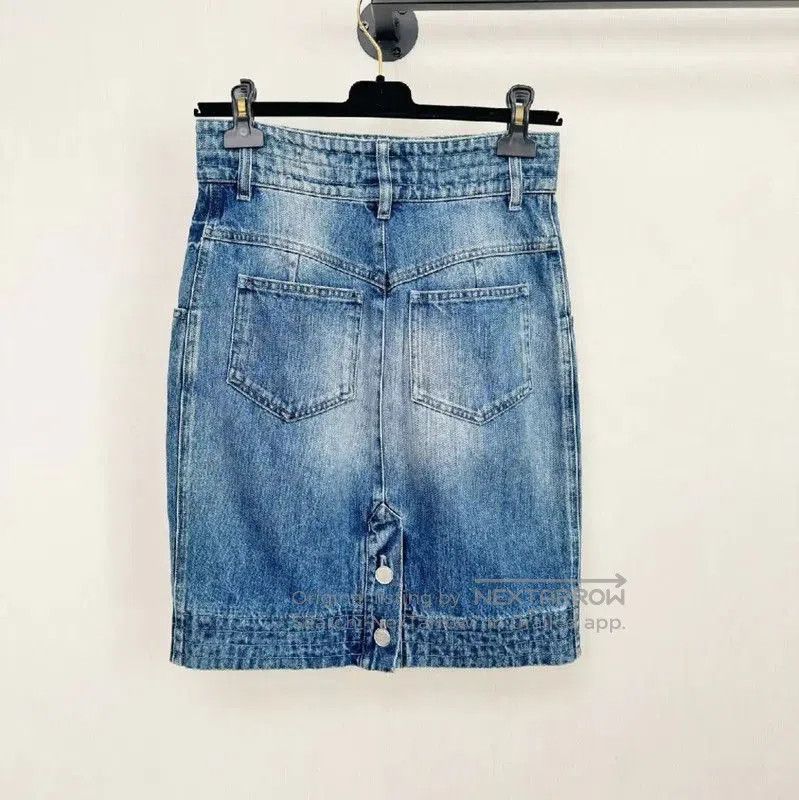 Chanel Chanel Light Blue Summer Denim Skirt . Size 23" - 2 Thumbnail