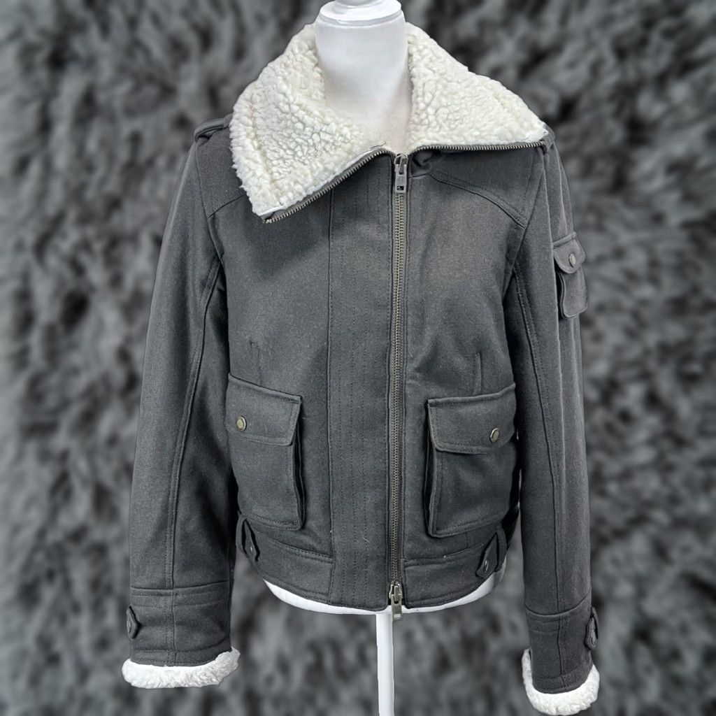 American Eagle Outfitters American Eagle Women's Short Bomber Jacket Coat Army Green Wool Blend Lined Size L Size L / US 10 / IT 46 - 1 Thumbnail