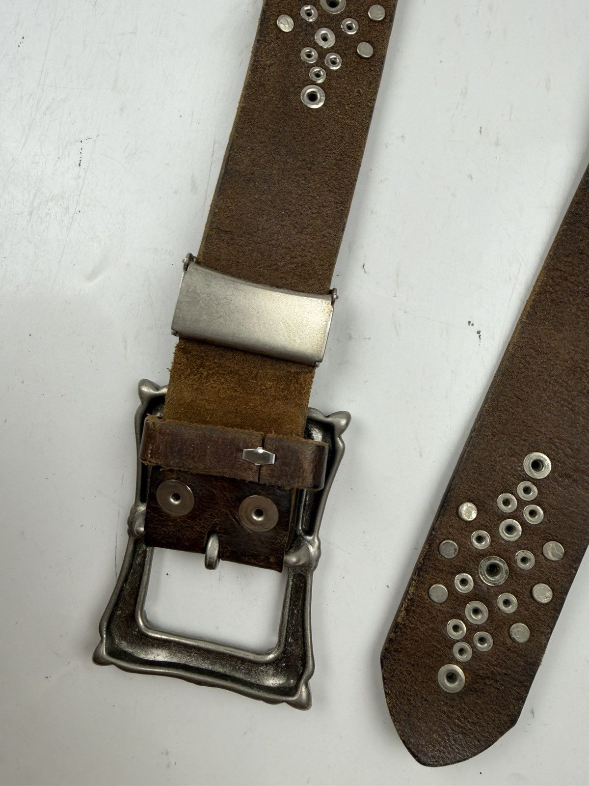 Edwin punk style edwin studded leather belt tc55 Size 34 - 3 Thumbnail