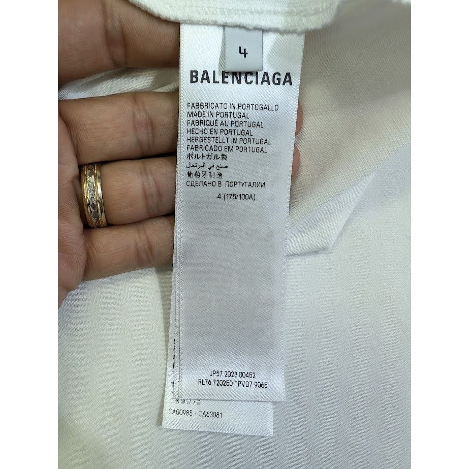 Balenciaga o1rshd1 Q:2 / Oversize Long Sleeve T-Shirt in White Size US XL / EU 56 / 4 - 11 Thumbnail