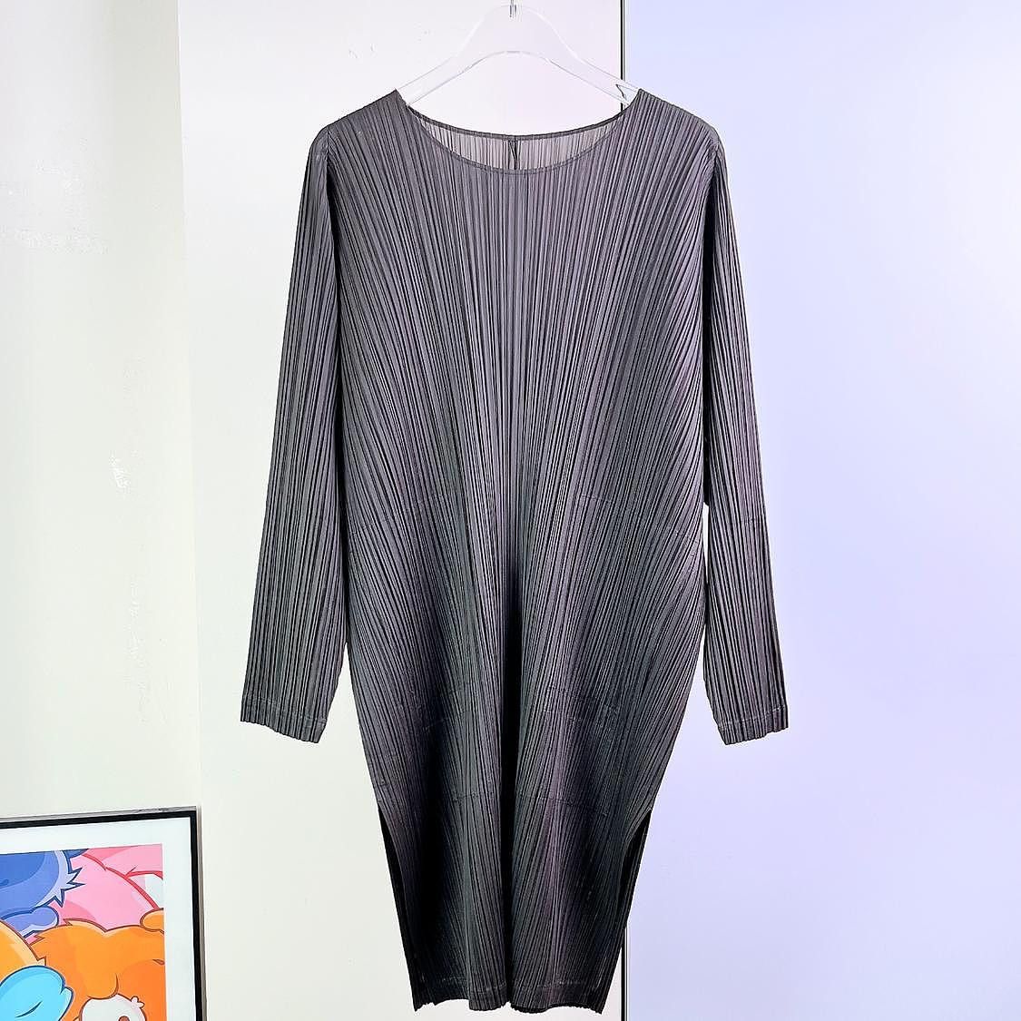 Pleats Please Issey Miyake Pleats Please Issey Miyake Pleated Long Sleeve Dress Size 3 Size M / US 6-8 / IT 42-44 - 1 Thumbnail
