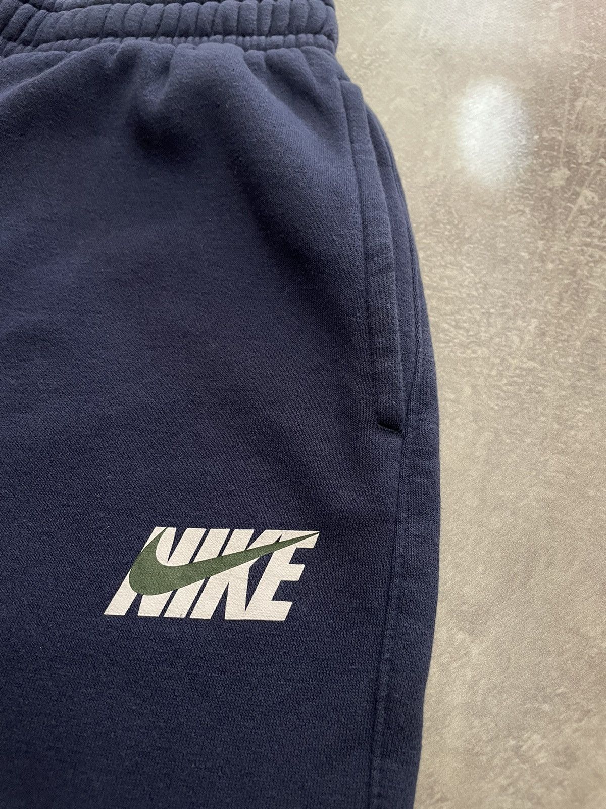 Nike Vintage Nike Sweatpants Size US 32 / EU 48 - 3 Thumbnail