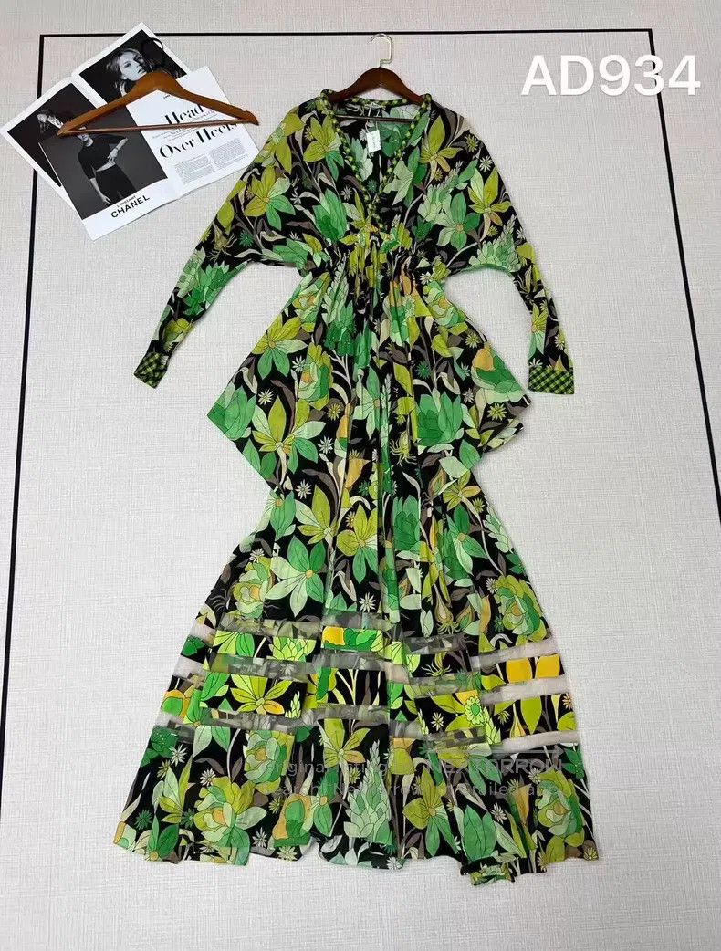 Fendi Fendi Show Model Flower Printed Long Dress Size XS / US 0-2 / IT 36-38 - 1 Thumbnail