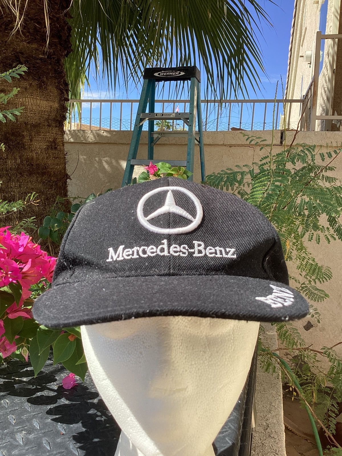 Mercedes-Benz Vintage 90s black Mercedes-Benz adjustable strap back hat Size ONE SIZE - 1 Thumbnail
