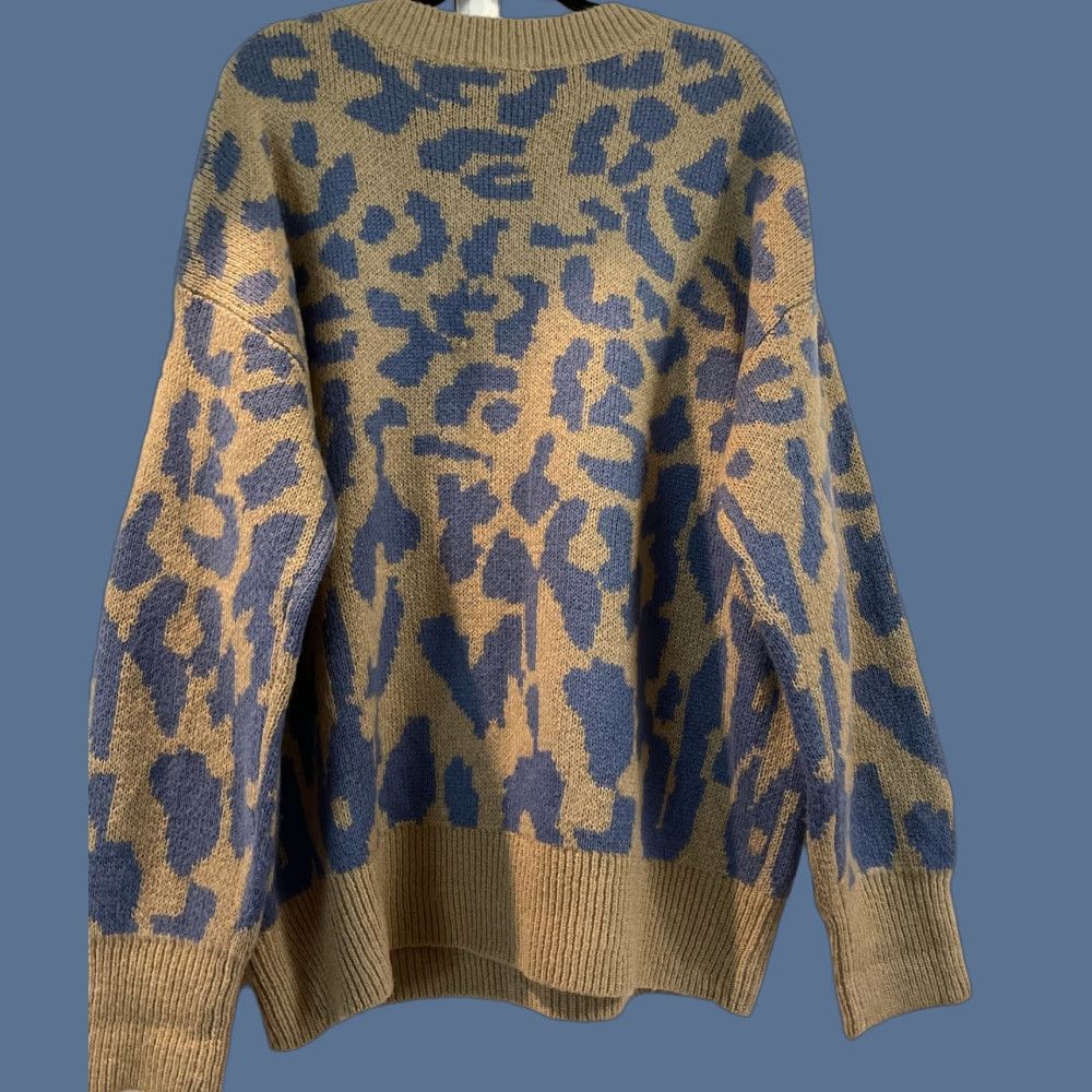 Vintage ODDI Sweater Womens 1XL/2XL Tan Blue Leopard Print Plus Size Pullover Crewneck Knit Long Sleeve Size XL / US 12-14 / IT 48-50 - 1 Thumbnail