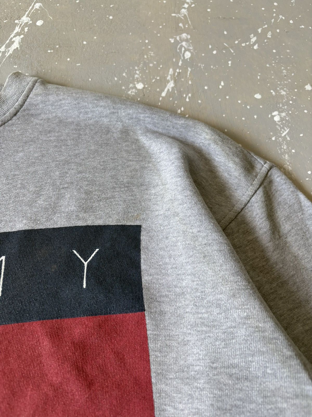 Tommy Hilfiger TOMMY HILFIGER Big Logo Oversized Sweatshirt Jumper Crewneck Size US L / EU 52-54 / 3 - 11 Thumbnail