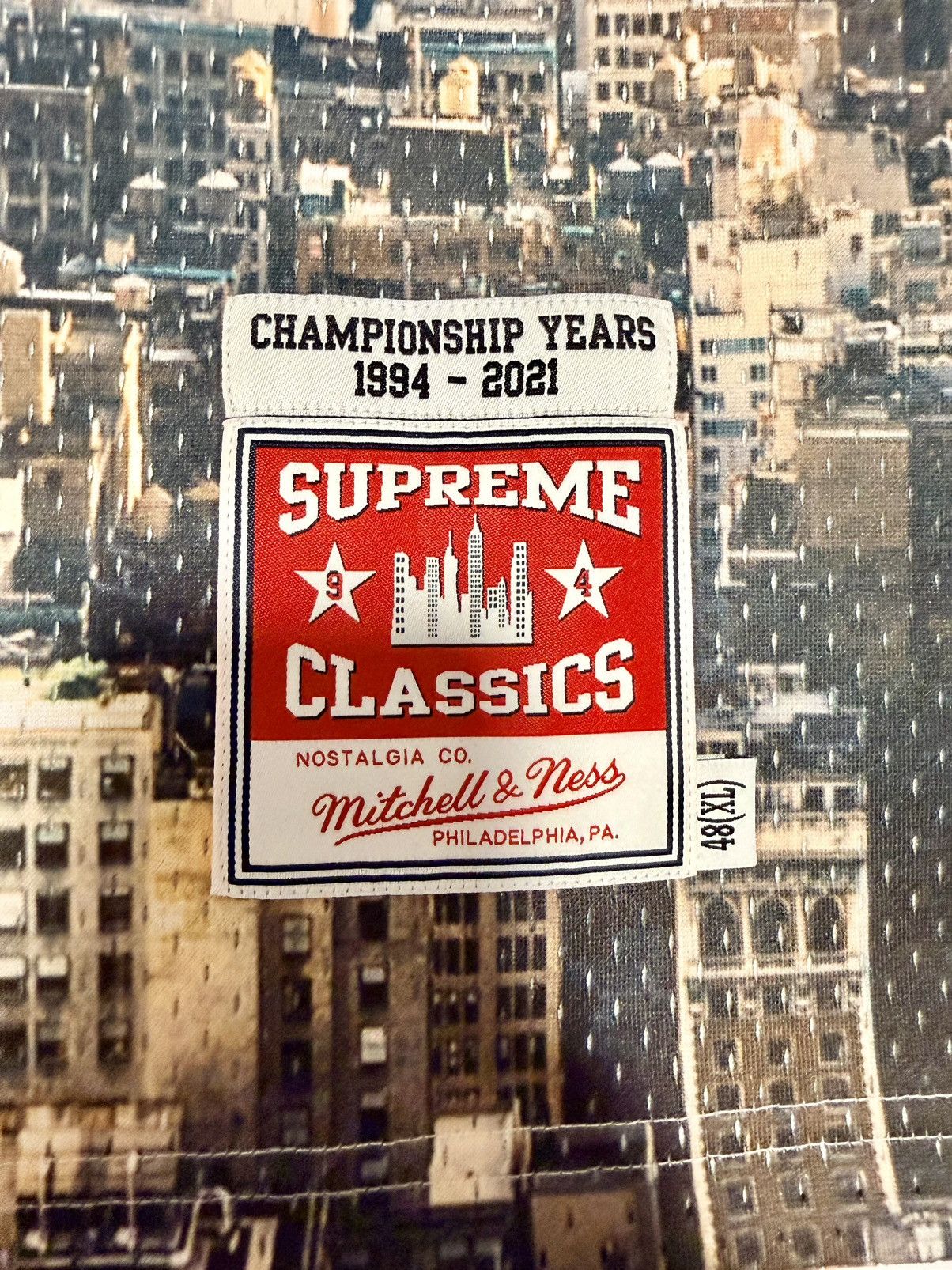 Mitchell & Ness × Supreme Supreme Mitchell & Ness New York Skyline Jersey Size US XL / EU 56 / 4 - 4 Thumbnail