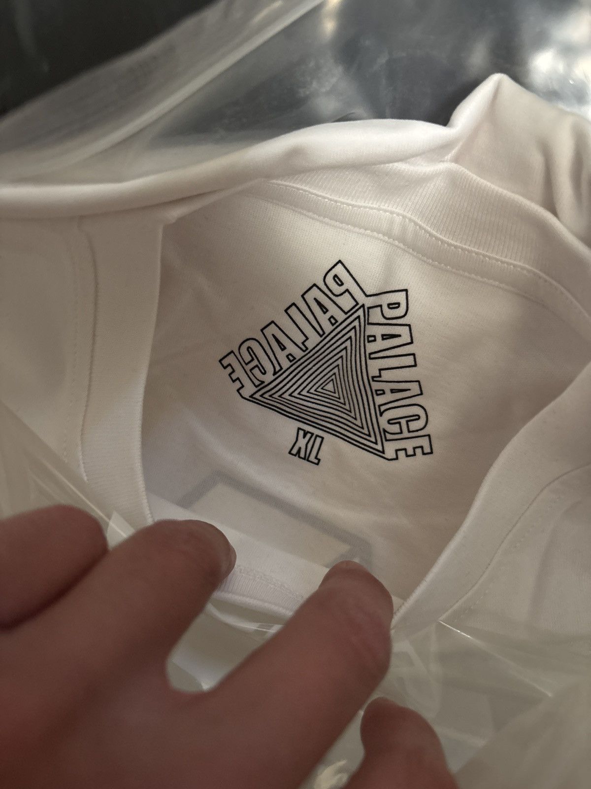 Palace Tri-peek t-shirt Size US XL / EU 56 / 4 - 4 Thumbnail