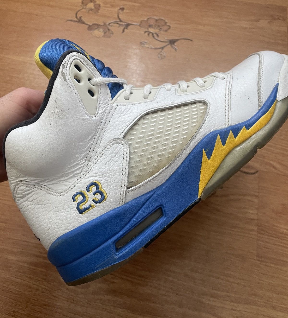 Jordan Brand Nike Air Jordan 5 Retro 2013 Laney Size US 9,5 136027-189 Size US 9.5 / EU 42-43 - 6 Thumbnail