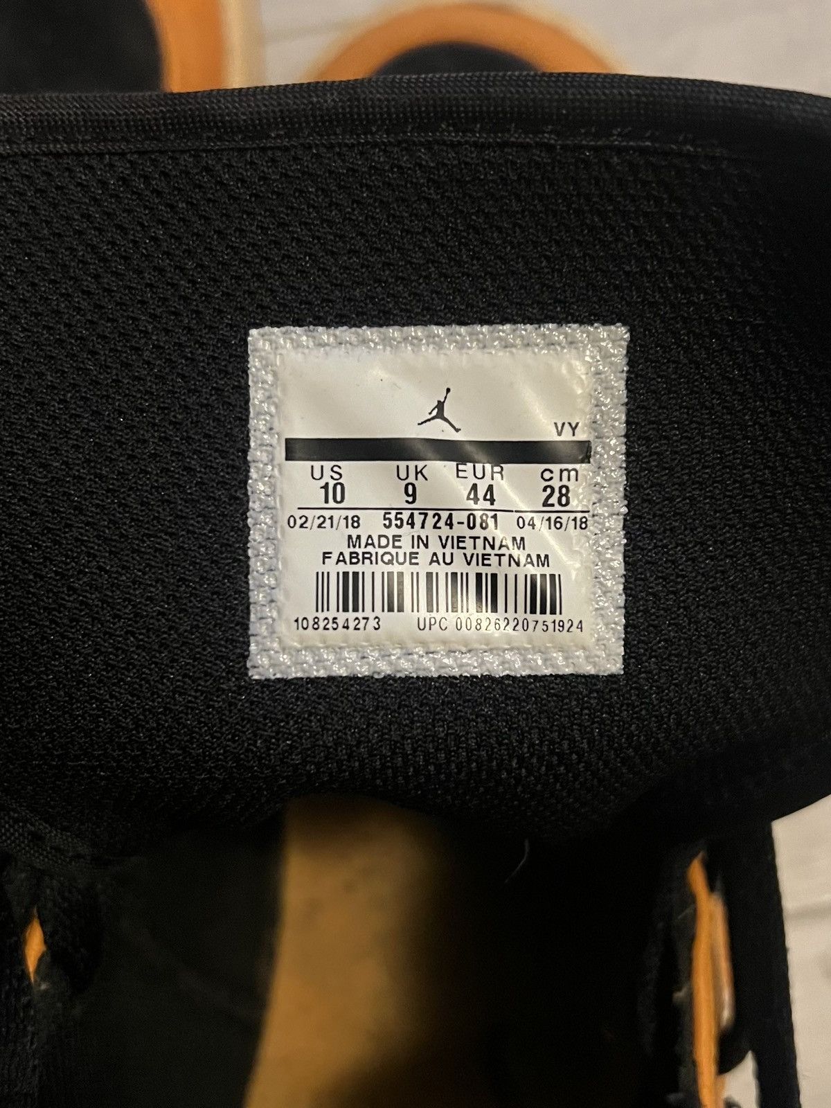 Nike JORDAN 1 MID BLACK ORANGE PEEL - SAIL Size US 10 / EU 43 - 6 Thumbnail
