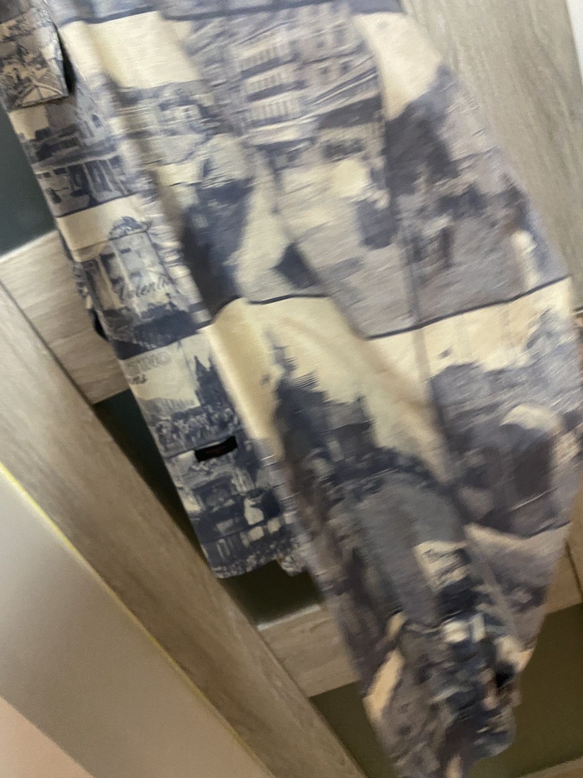Valentino rare Valentino jeans Vintage fullprint shirt button up Size US XL / EU 56 / 4 - 15 Thumbnail